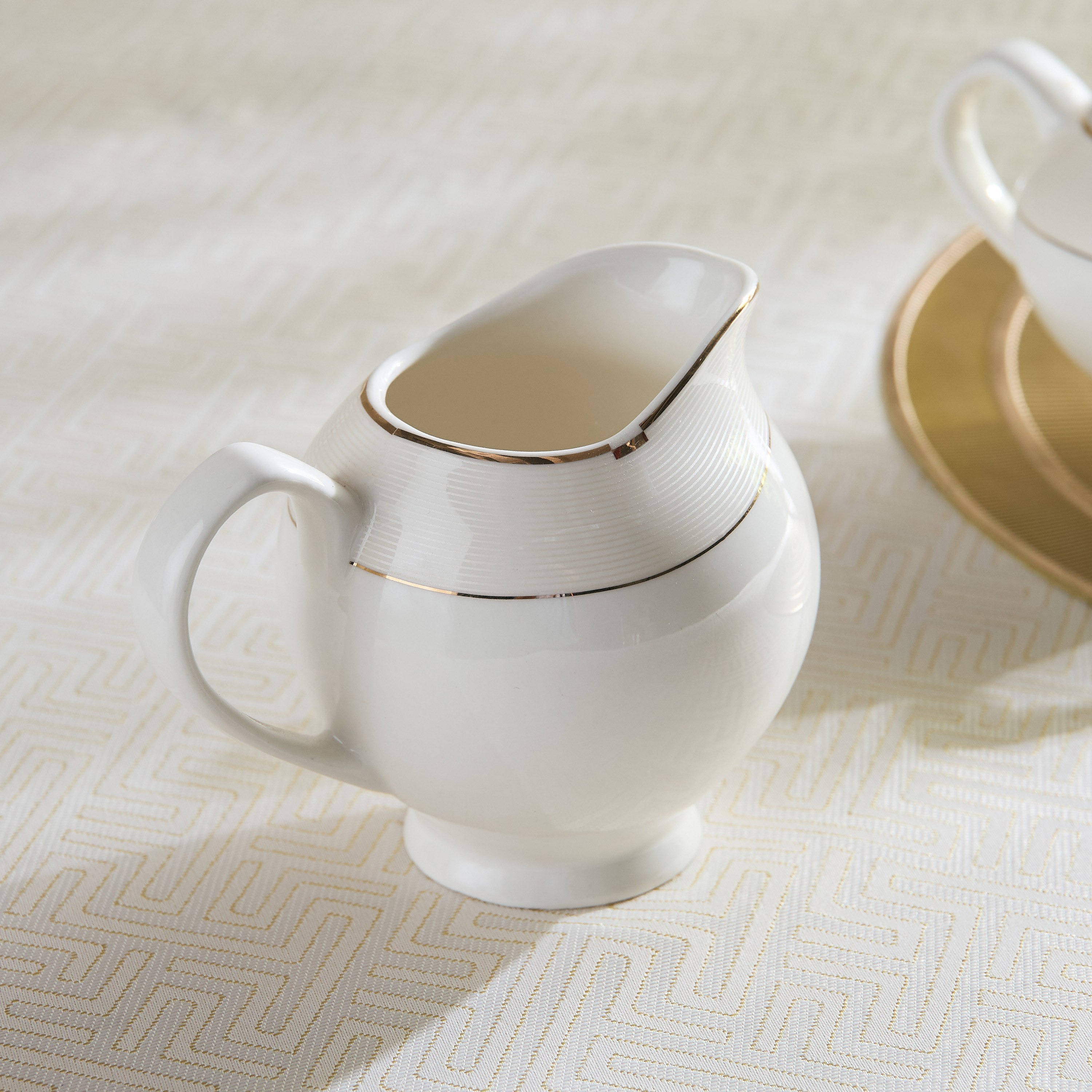 Gold Rib Creamer-hbxhomeware-diningandtabletop-coffeeandteasets-image-1
