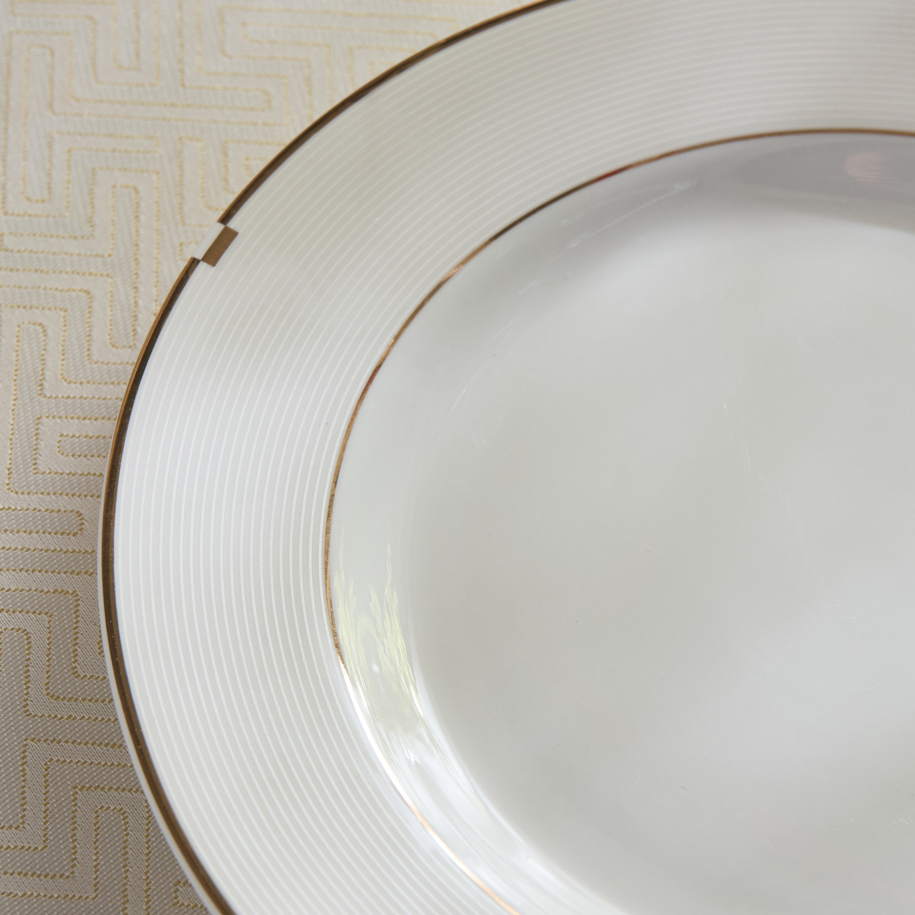 Gold Rib Dinner Plate - 26.5 cm-hbxdecorandfurnishings-tabletop-crockery-image-3