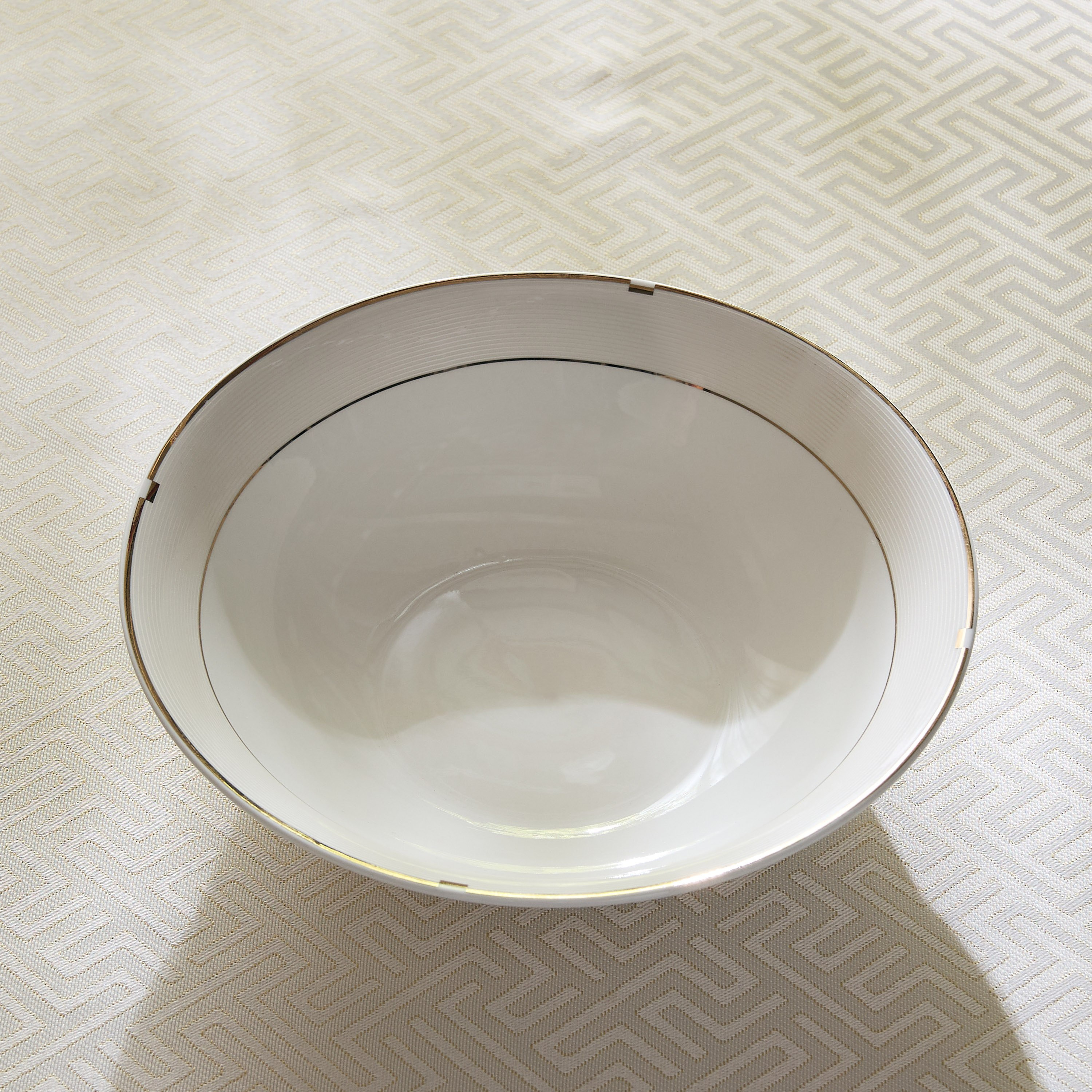 Gold Rib Serving Bowl - 22.5 cm-hbxdecorandfurnishings-tabletop-serveware-image-2