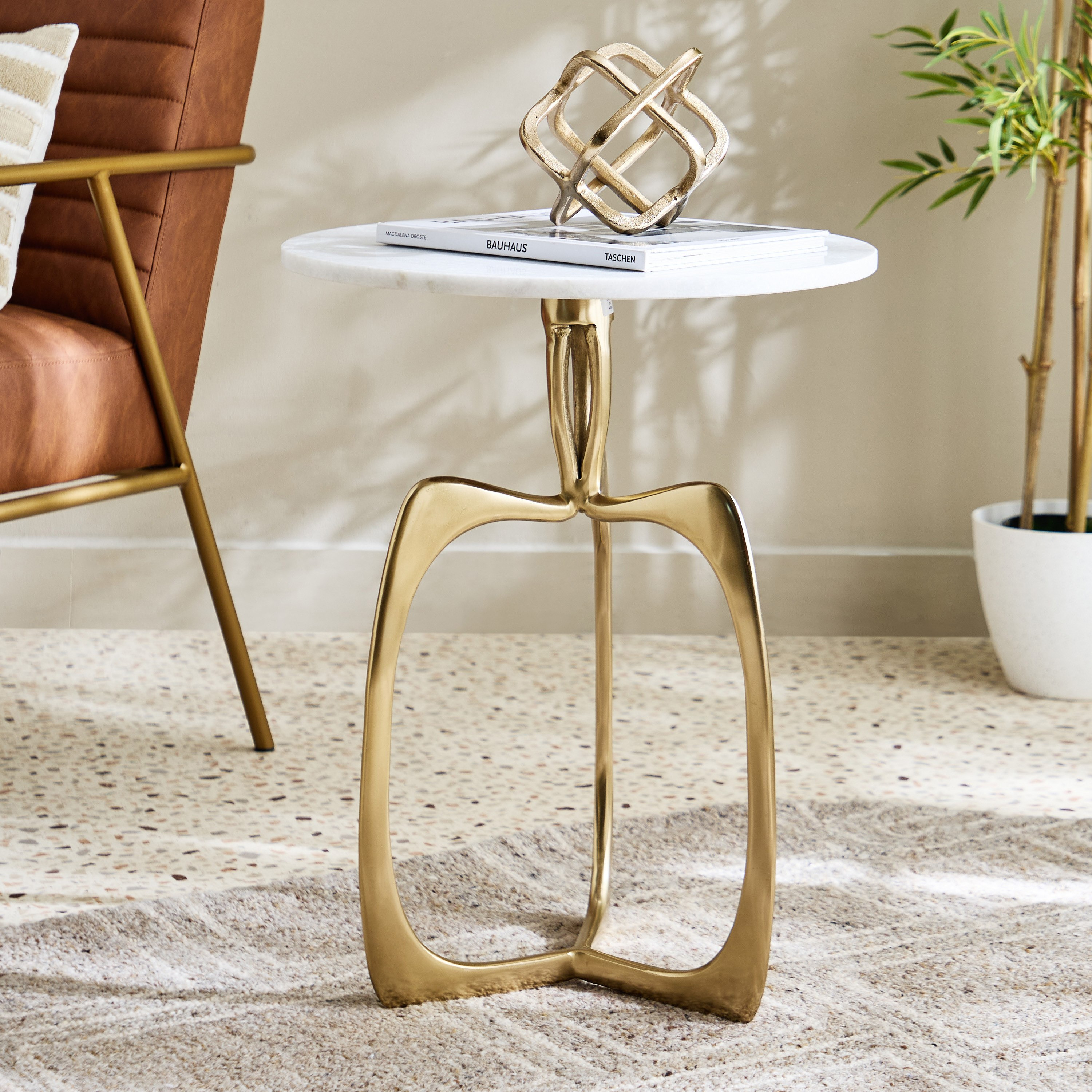 طاولة بسطح من الرخام الأصلي - آرك من كافون-hbxfurniture-livingroom-endtables-image-1