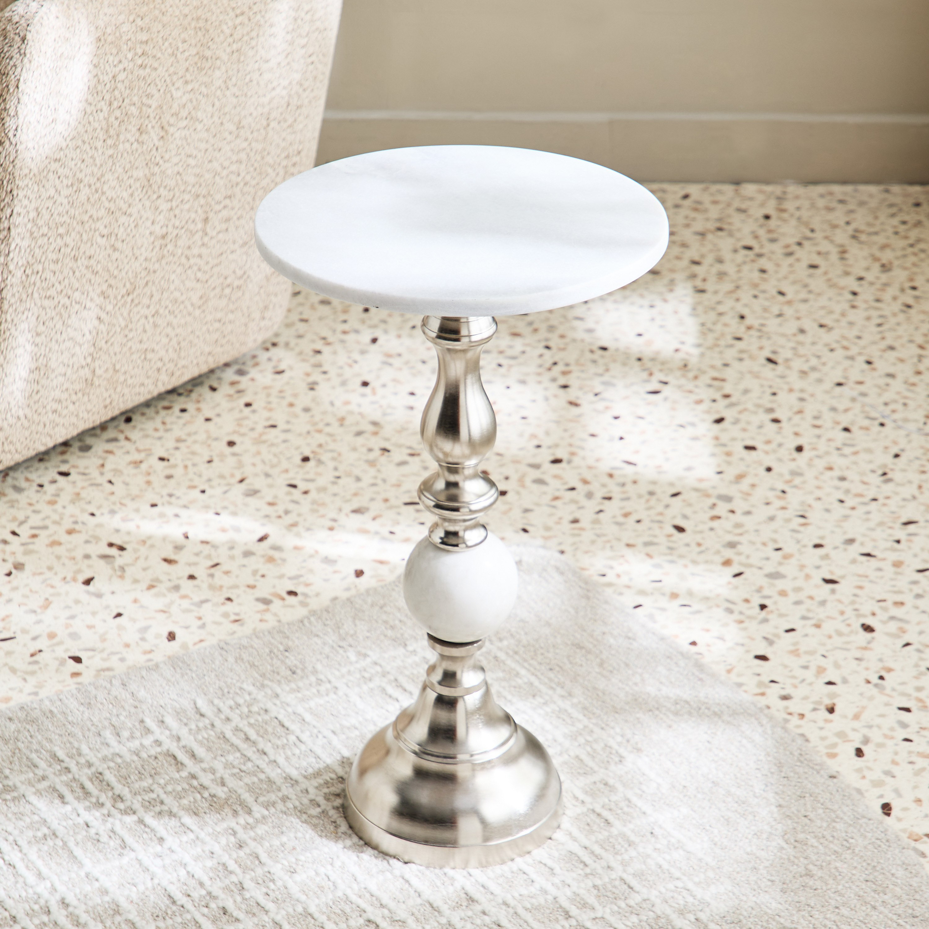 طاولة بسطح من الرخام الأصلي - كادي من كافون-hbxfurniture-livingroom-endtables-image-2