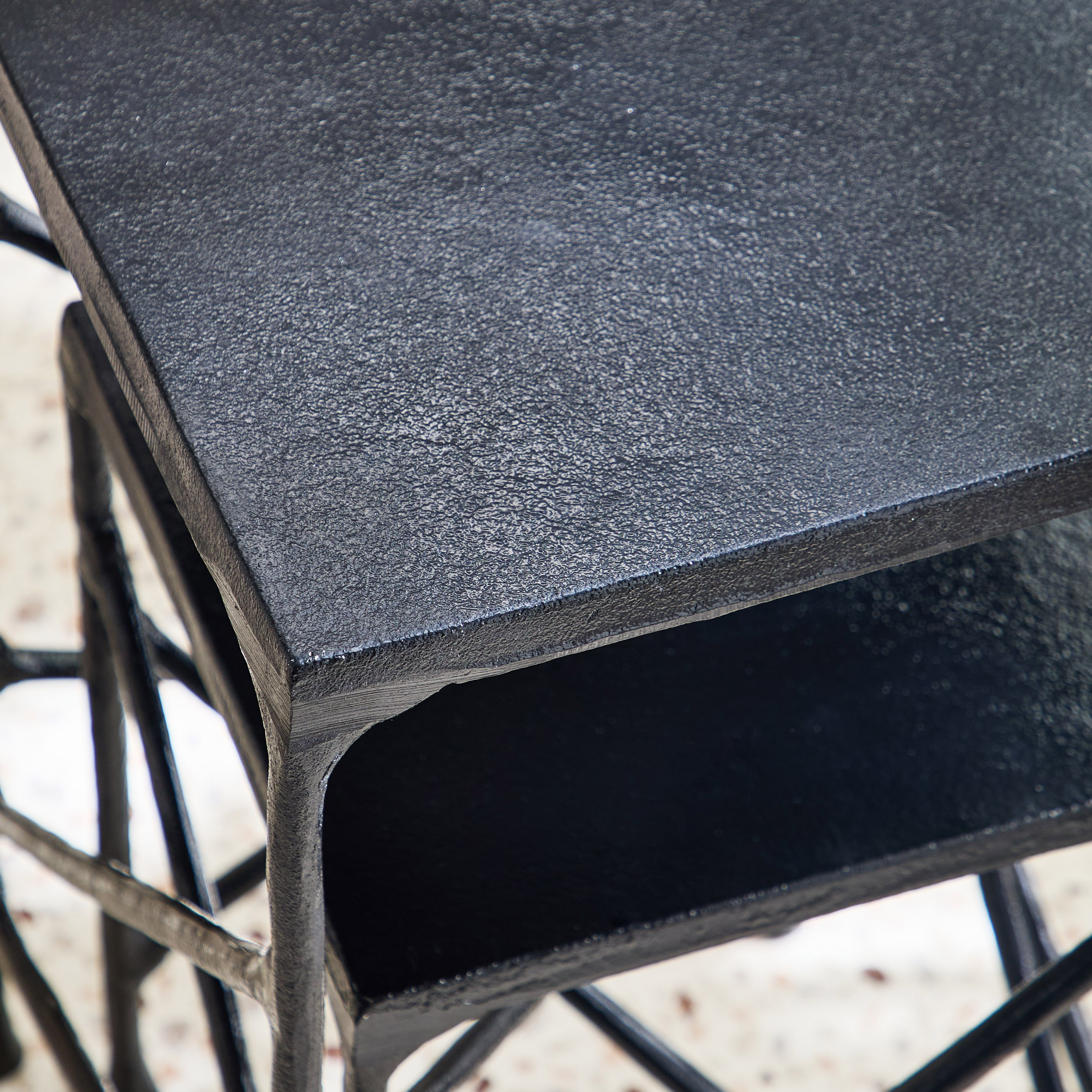 Vendra Dario 2-Piece Metal Casted Nesting Table Set-hbxfurniture-livingroom-nestingtables-image-4