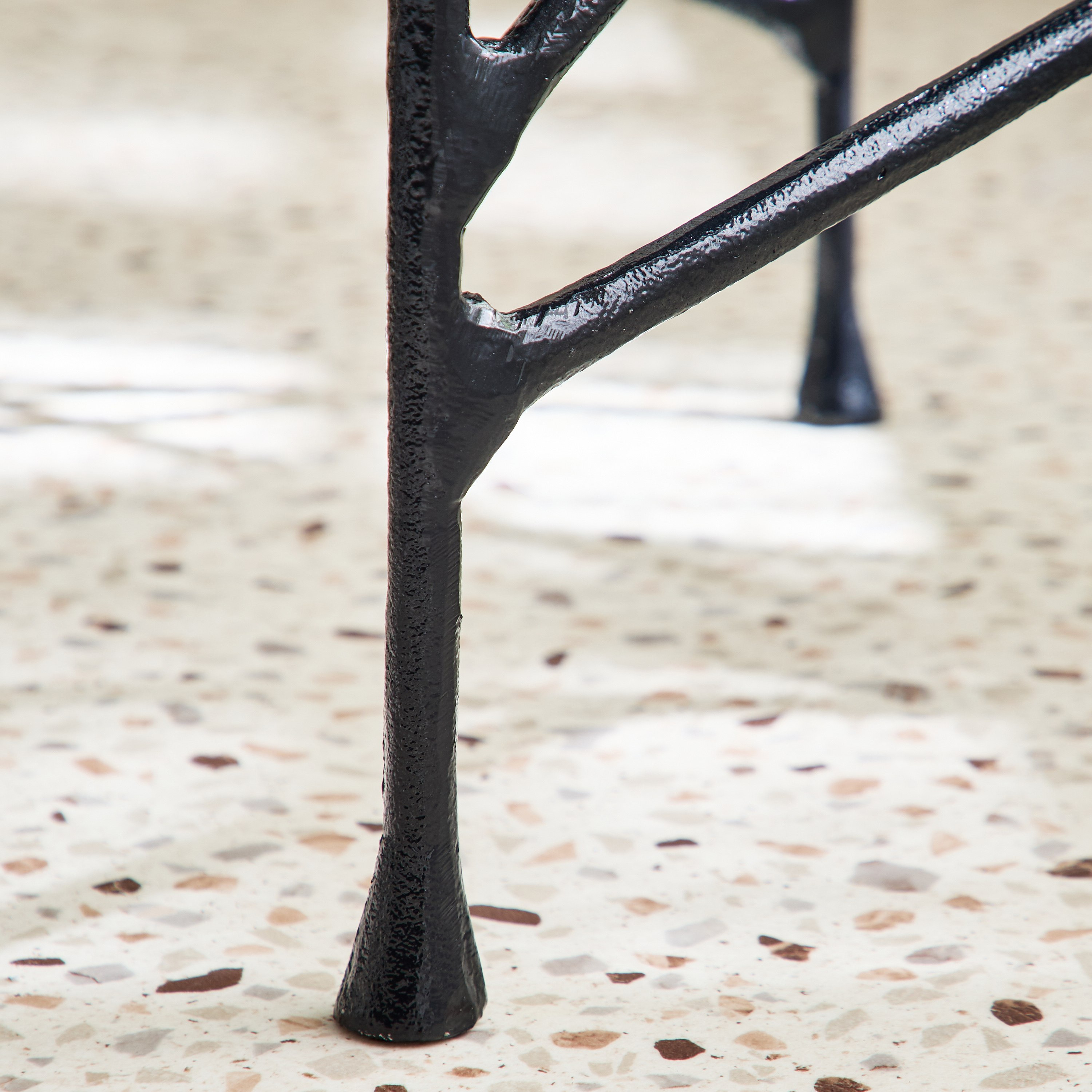 Vendra Dario 2-Piece Metal Casted Nesting Table Set-hbxfurniture-livingroom-nestingtables-image-5