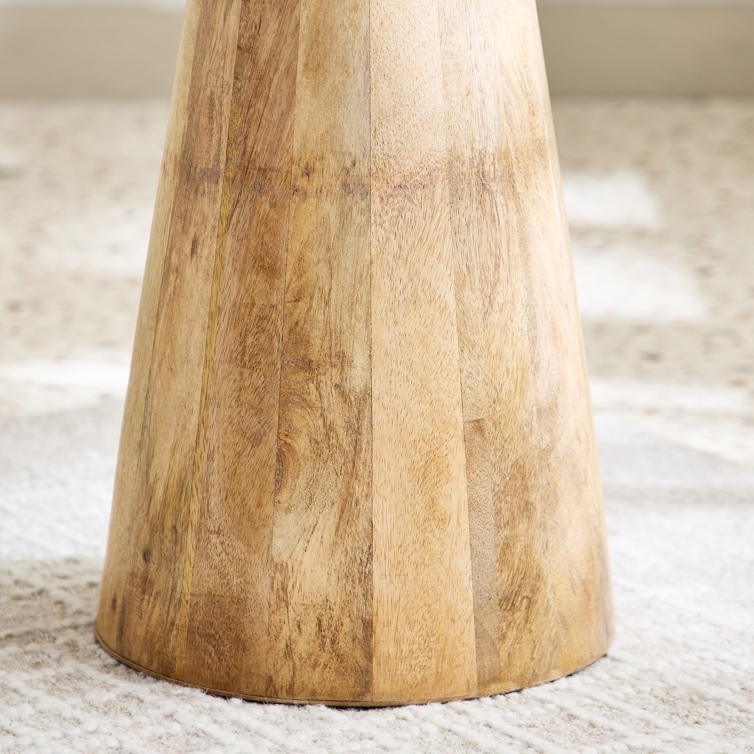 طاولة بسطح من الرخام الأصلي - فلافيو من فيندرا-hbxfurniture-livingroom-endtables-image-3