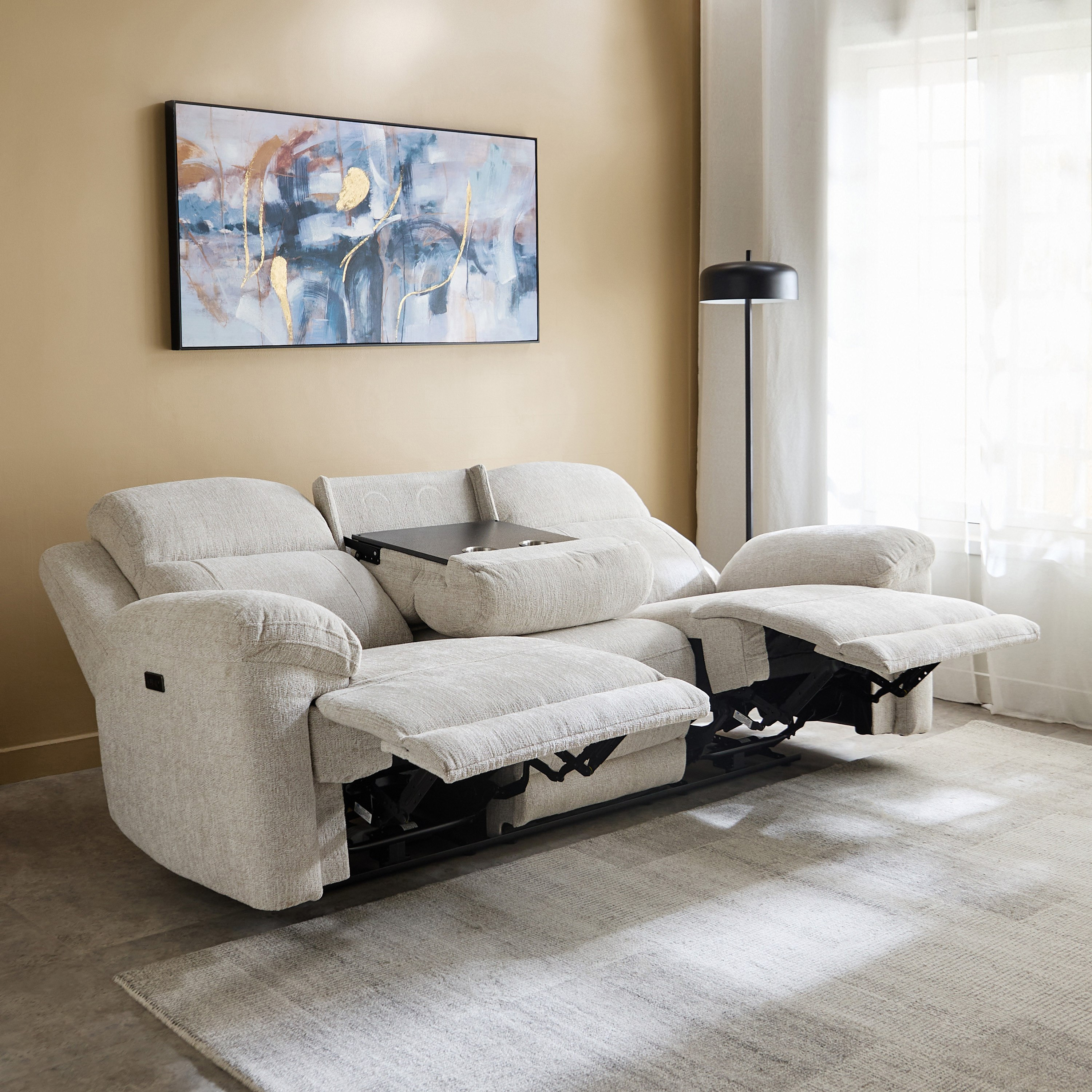 كنبة قماش بثلاثة مقاعد مع مسند قابل للطي وحاملين للأكواب من هارفارد باور-hbxlivingroom-sofasandarmchairs-sofas-image-3