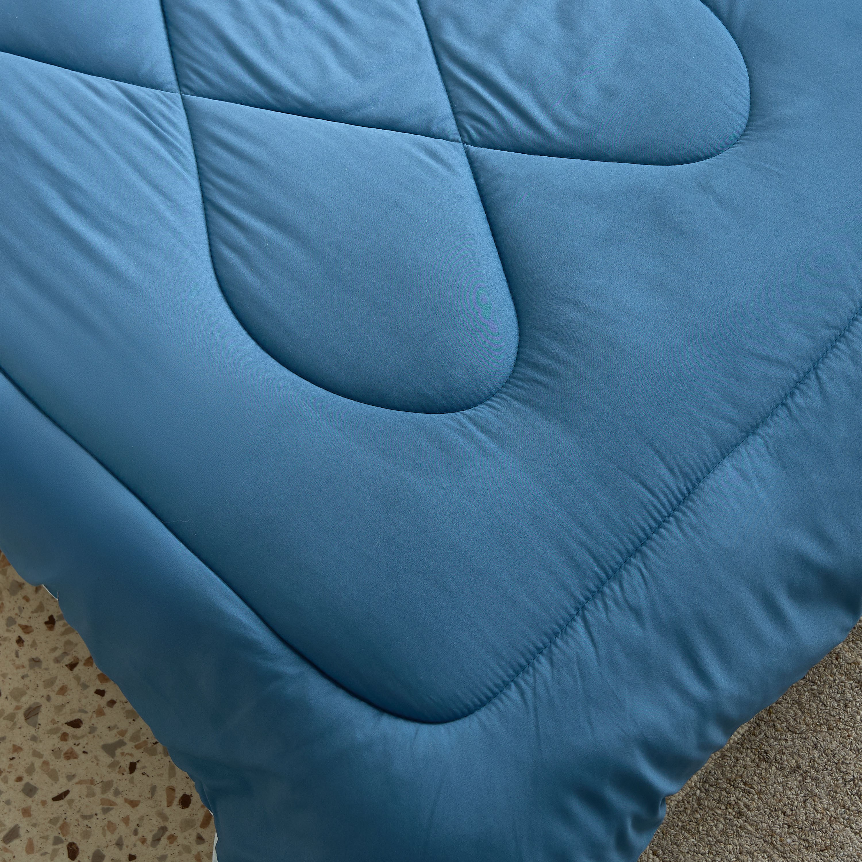 لحاف فردي على الوجهين من الألياف الدقيقة من فليبزي- 220x135 سم-hbxkidsandyouth-beddingandfurnishings-comfortersets-image-5