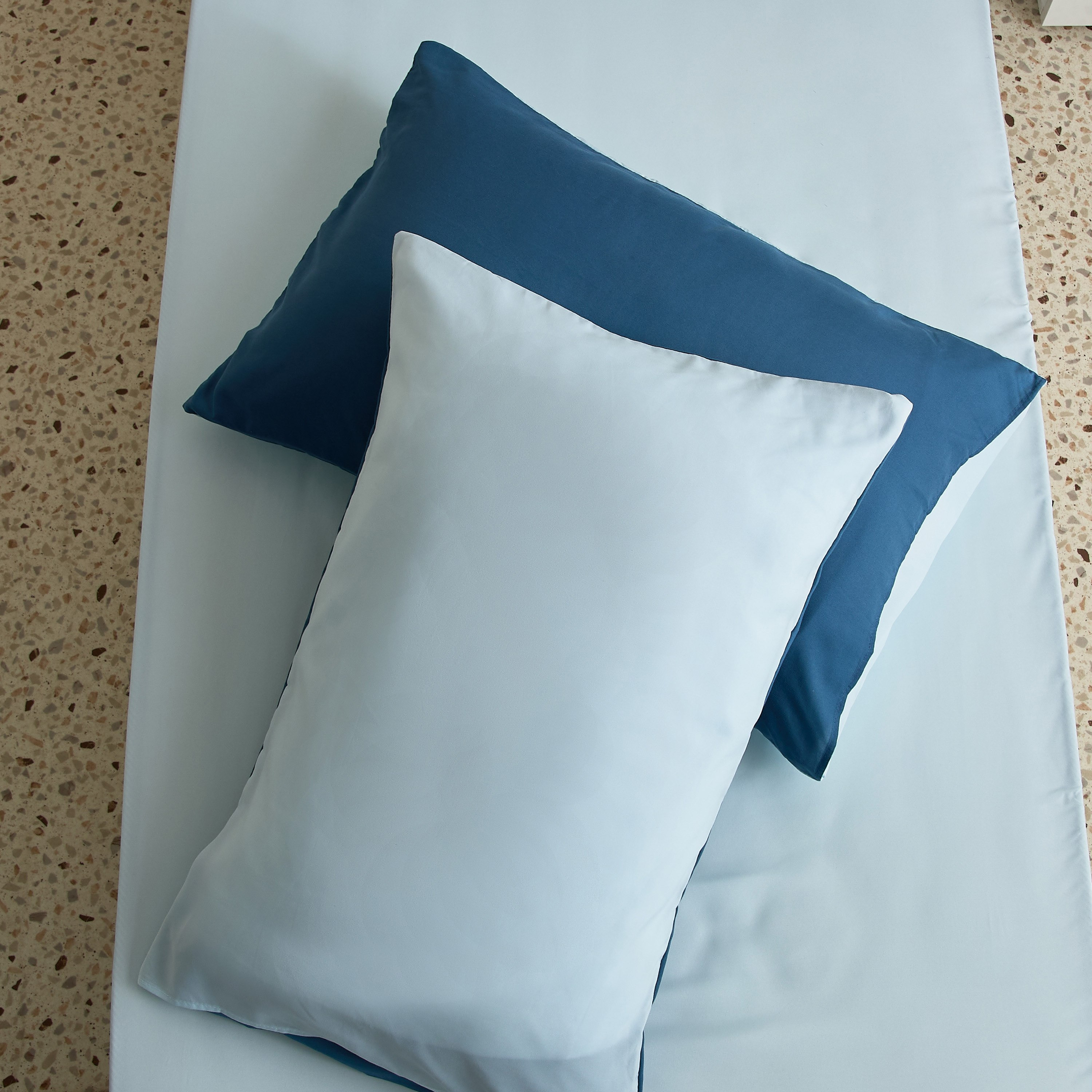 طقم غطاء وسادة على الوجهين من قطعتين من الألياف الدقيقة من فليبزي - 50x75 سم-hbxhomeware-hbxkidsandyouth-image-5