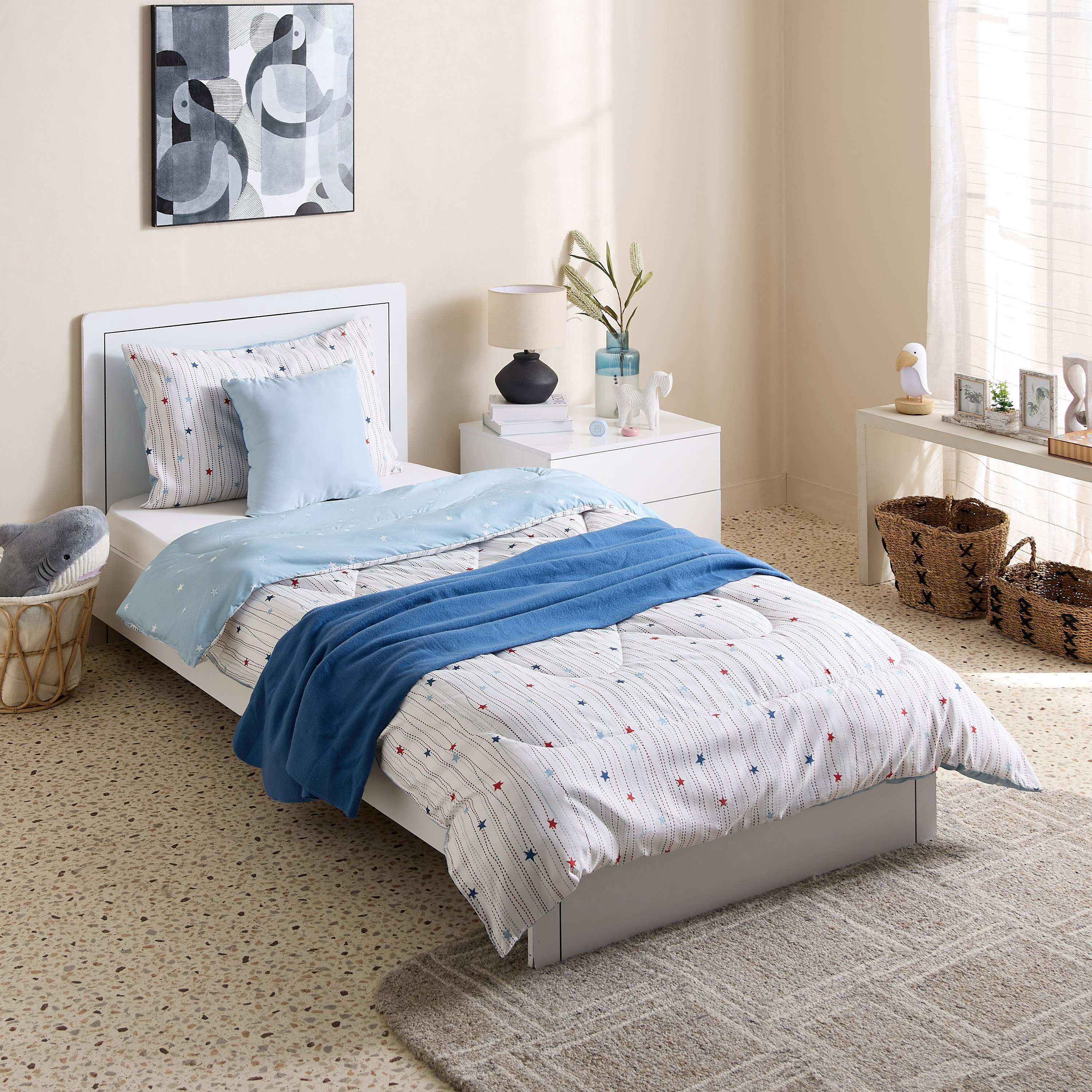 لحاف فردي محشو ألياف دقيقة ستارلايت من نورا - 135×220 سم-hbxkidsandyouth-beddingandfurnishings-comfortersets-image-6