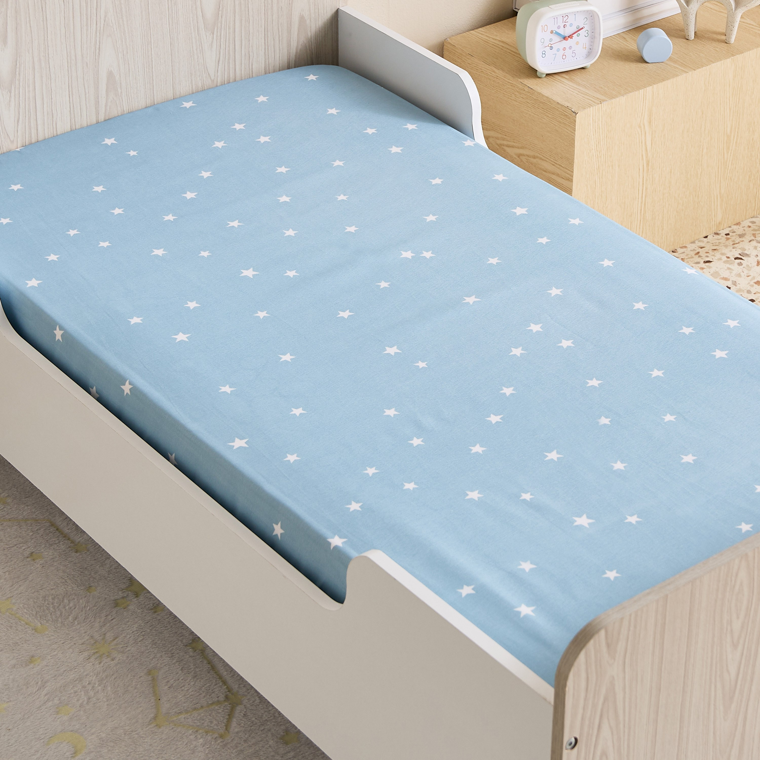 طقم لحاف طفل مع شرشف مطاطي وغطاء وسادة مايكروفايبر ستارلايت من نورا - 100x150 سم-hbxkidsandyouth-beddingandfurnishings-comfortersets-image-7