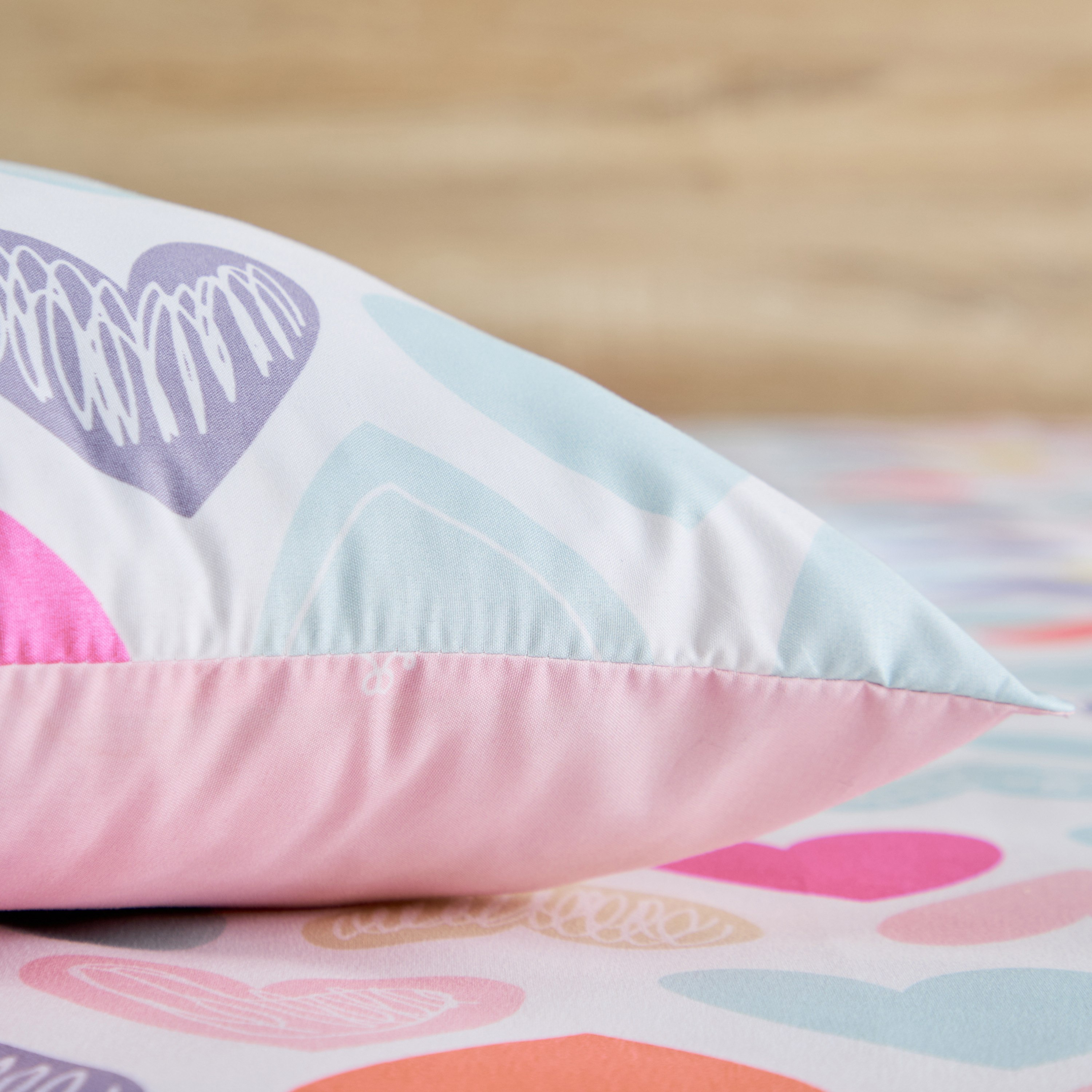 وسادة محشوة ألياف دقيقة قلوب من نورا - 40x40 سم-hbxhomeware-hbxkidsandyouth-image-4