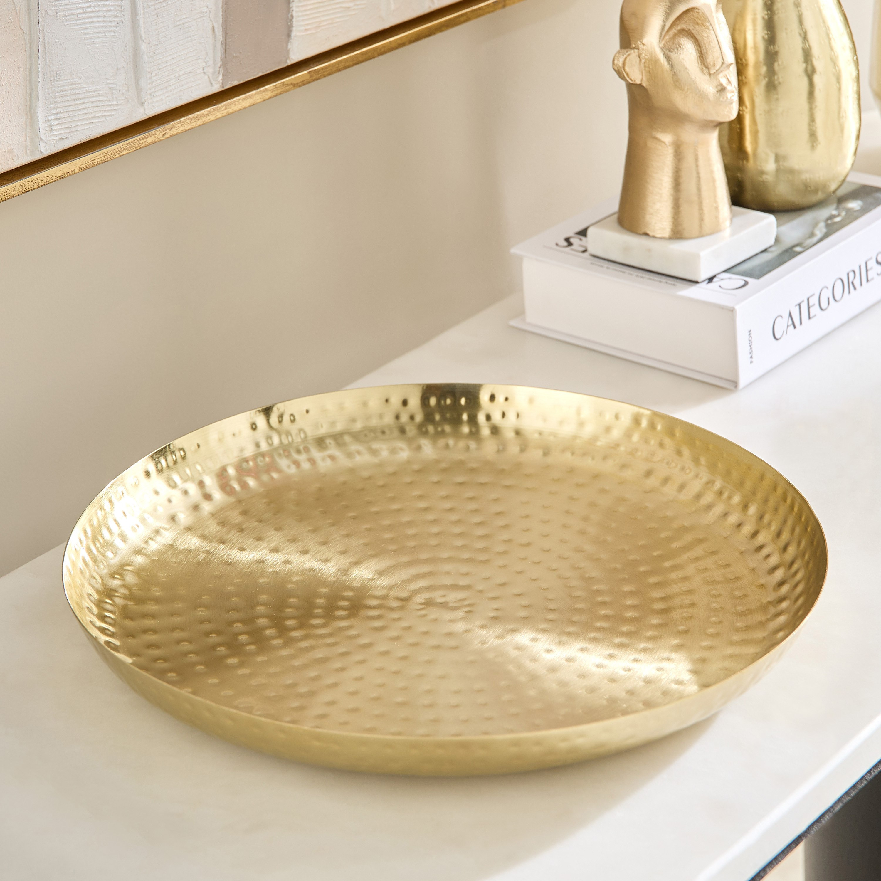 Avya Metal Hammered Round Tray - 35x35x4 cm-PROMO_HB_AE_B1G1_250925-image-1