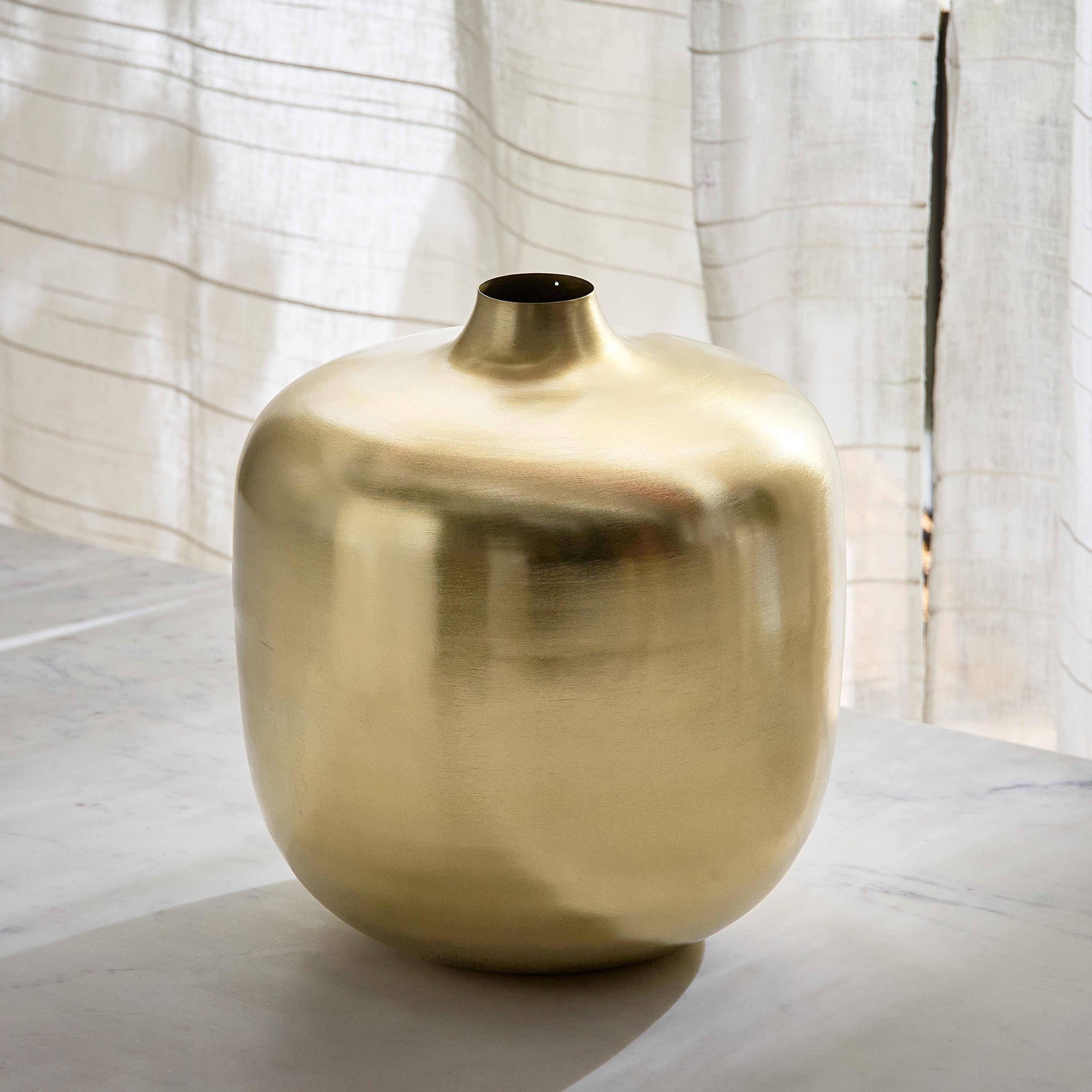 Avya Metal Round Belly Vase - 28x28x30 cm-hbxbedroom-decorandaccessories-vases-image-2