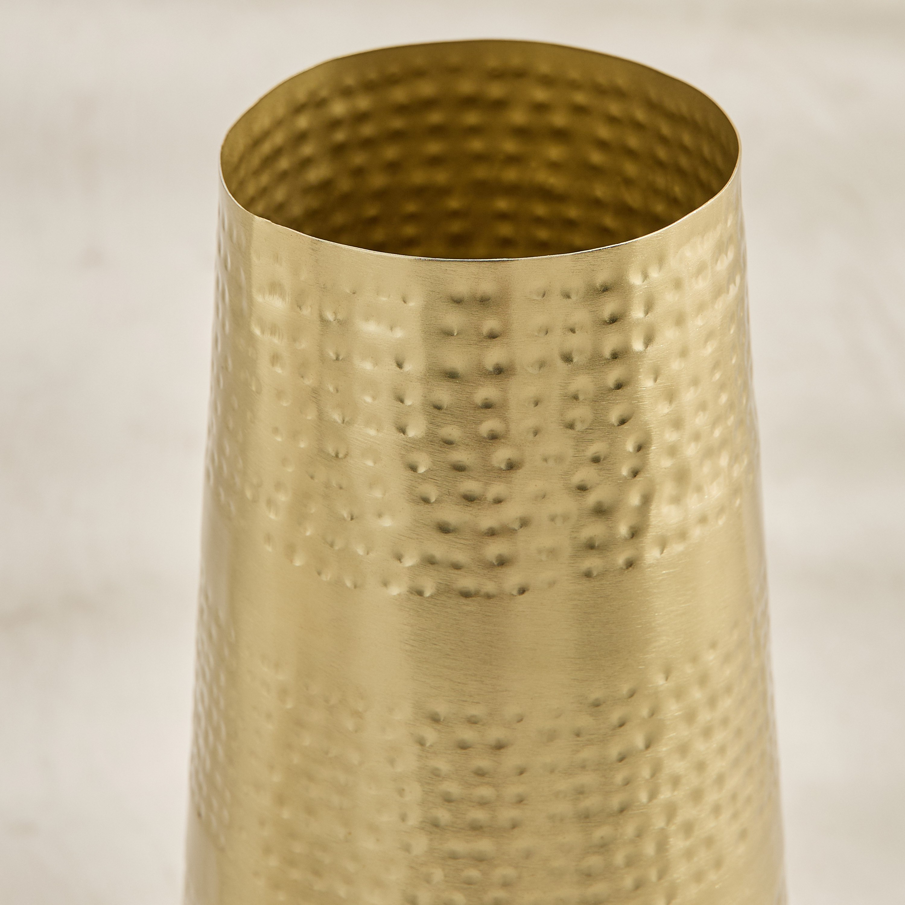 Avya Metal Hammered Floor Vase - 17x17x42 cm-hbxbedroom-decorandaccessories-vases-image-3