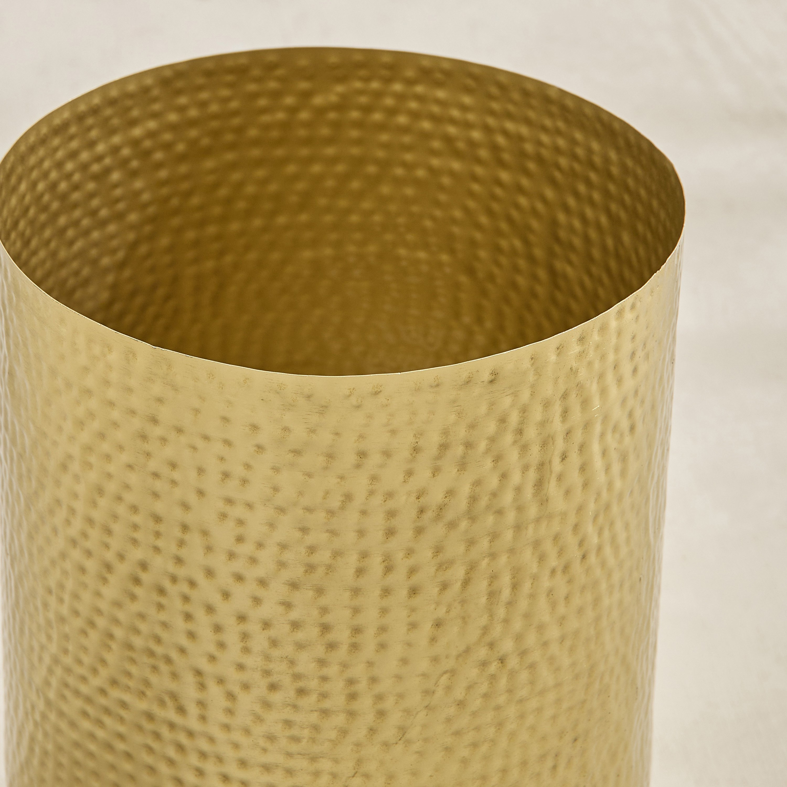 إناء زرع معدن مطروق بقاعدة من أفيا - 25x25x32 سم-PROMO_HB_AE_B1G1_250925-image-3