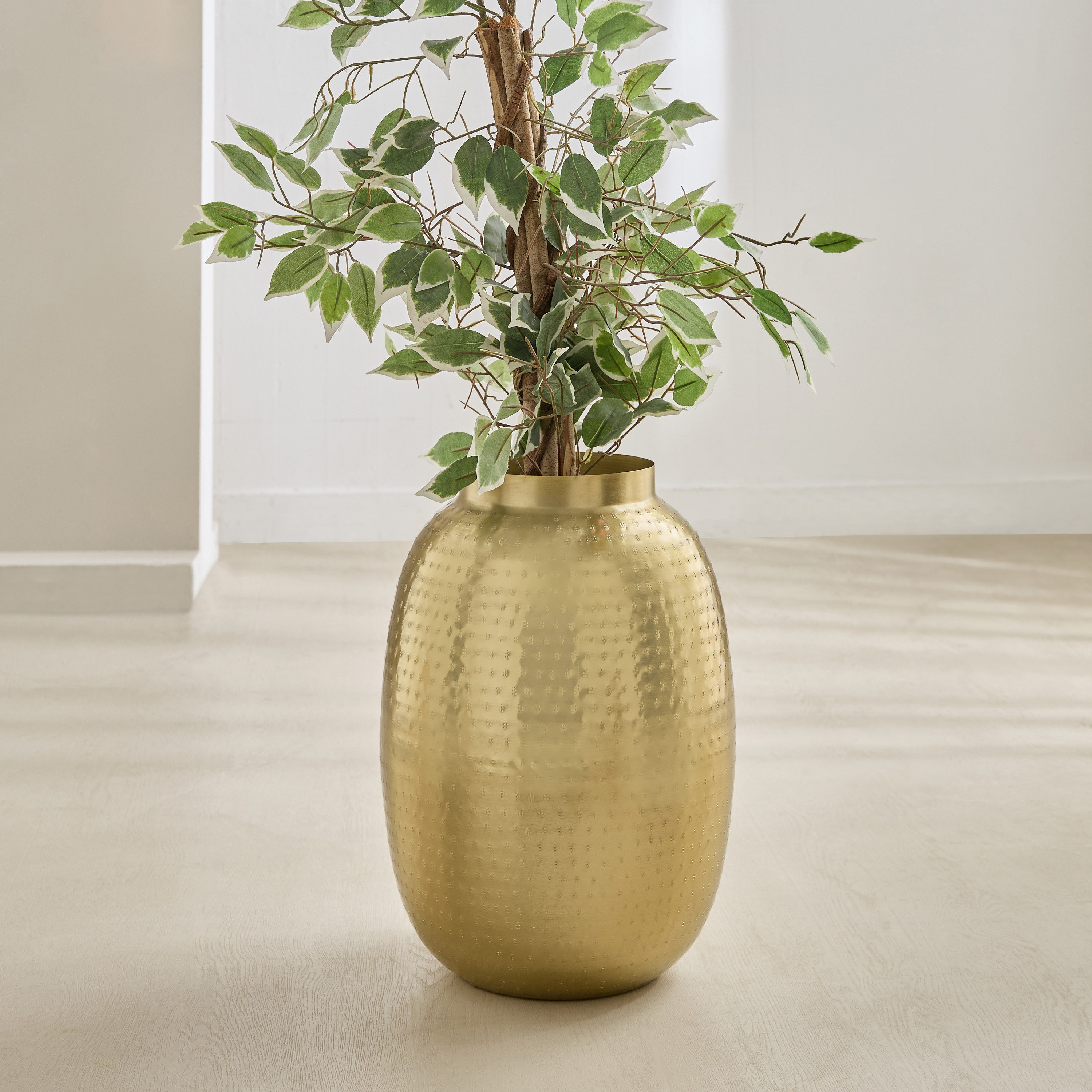 Avya Metal Hammered Floor Planter - 33x33x45 cm-hbxhomeware-hbxdecorandfurnishings-image-1