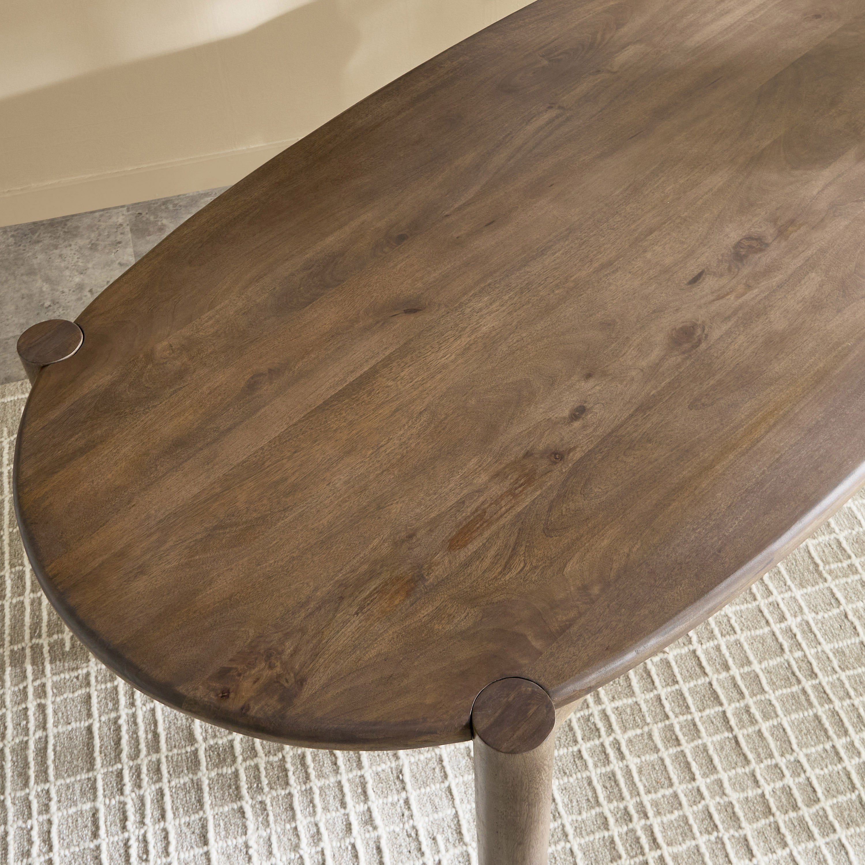 طاولة سُفرة من الخشب الصلب لـ8 مقاعد - ألدوس من فيندرا-hbxfurniture-diningroom-diningtables-eightseater-image-3