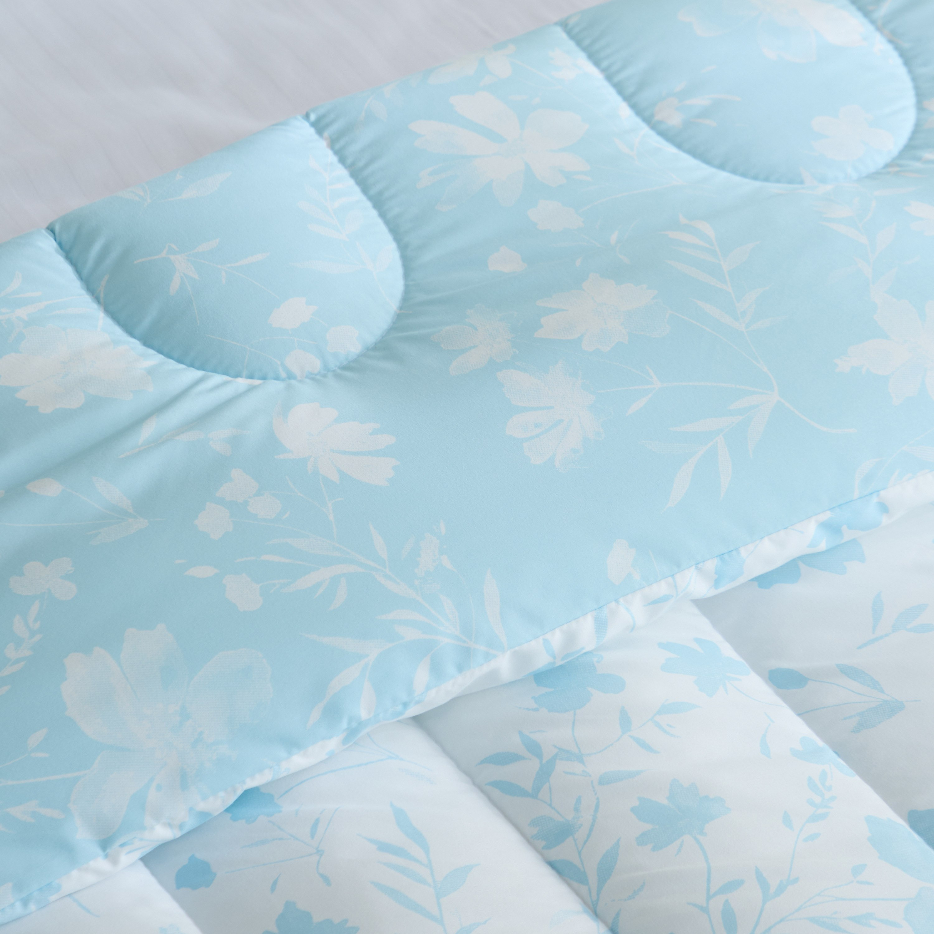 Ontario Dells 2-Piece Printed Microfibre Twin Comforter Set - 160x220 cm-hbxhomeware-hbxbedroom-image-4
