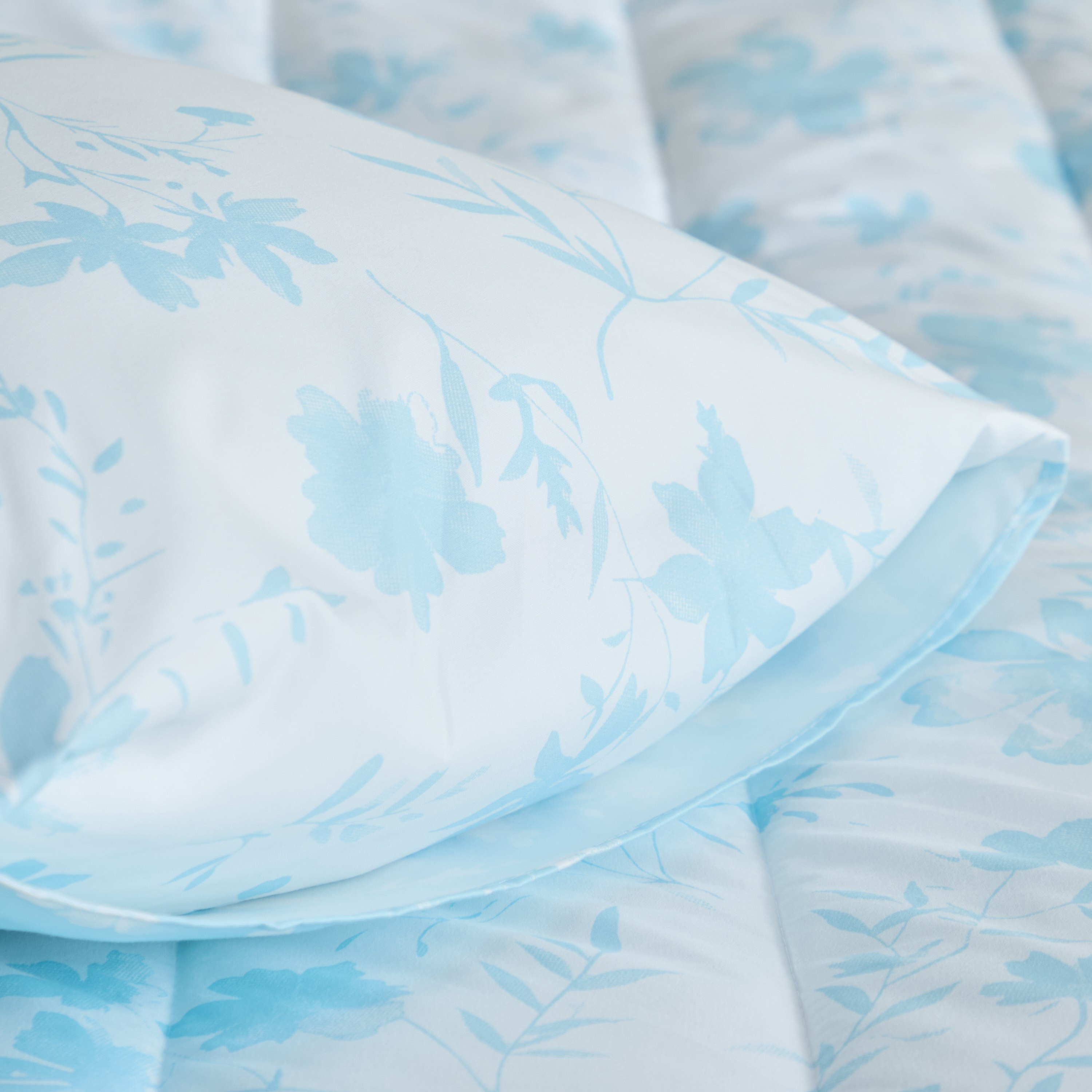 Ontario Dells 2-Piece Printed Microfibre Twin Comforter Set - 160x220 cm-hbxhomeware-hbxbedroom-image-6
