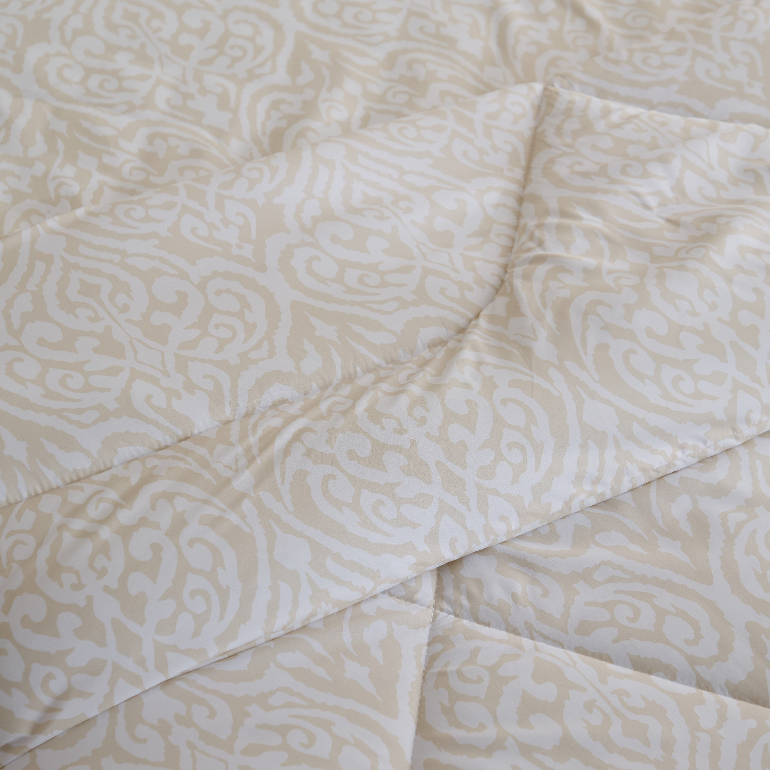 لحاف كوين من الألياف الدقيقة إيسن من ماتريكس - 200x240 سم-hbxhomeware-hbxbedroom-image-4