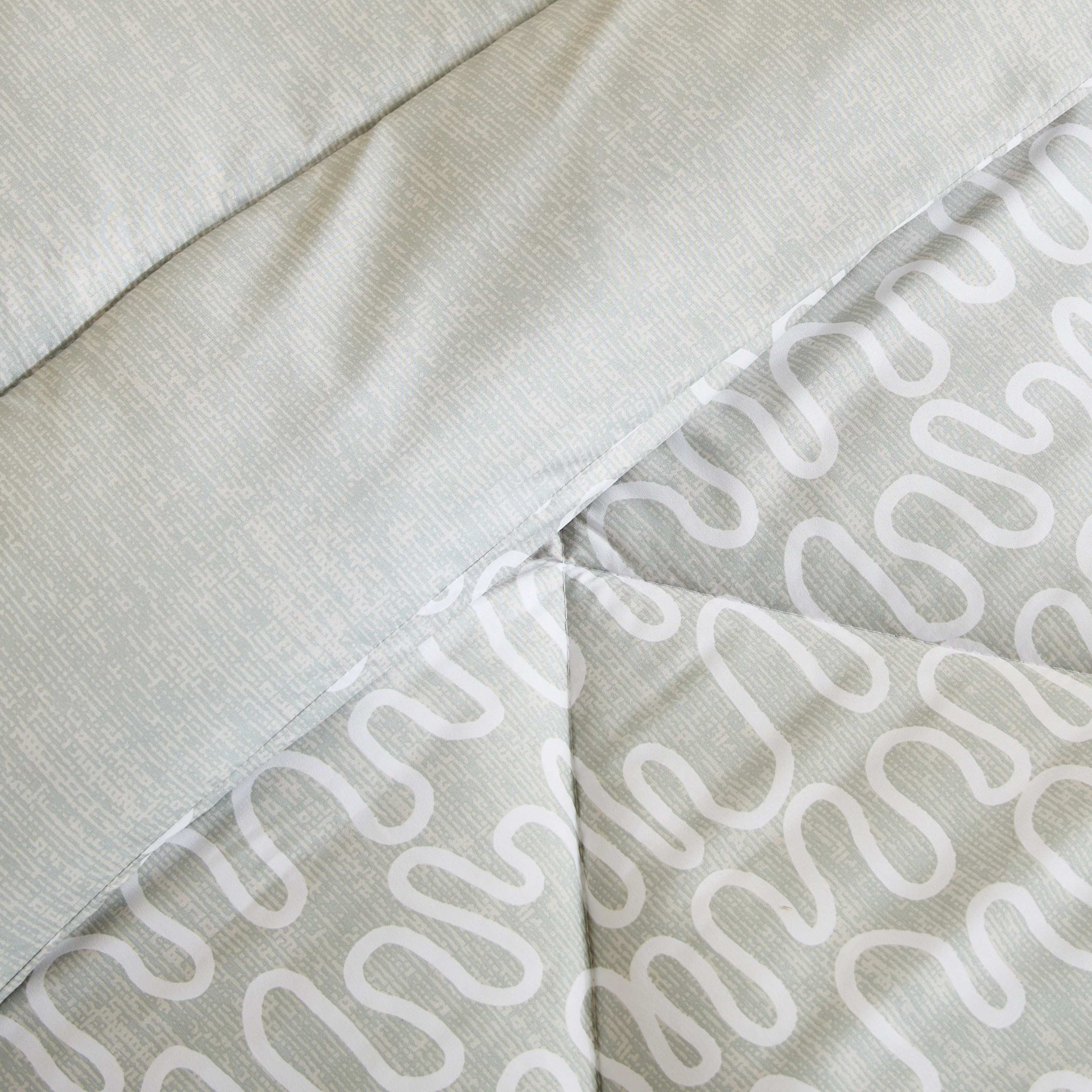 Matrix Halle Microfibre Twin Comforter - 160x220 cm-hbxhomeware-hbxbedroom-image-4