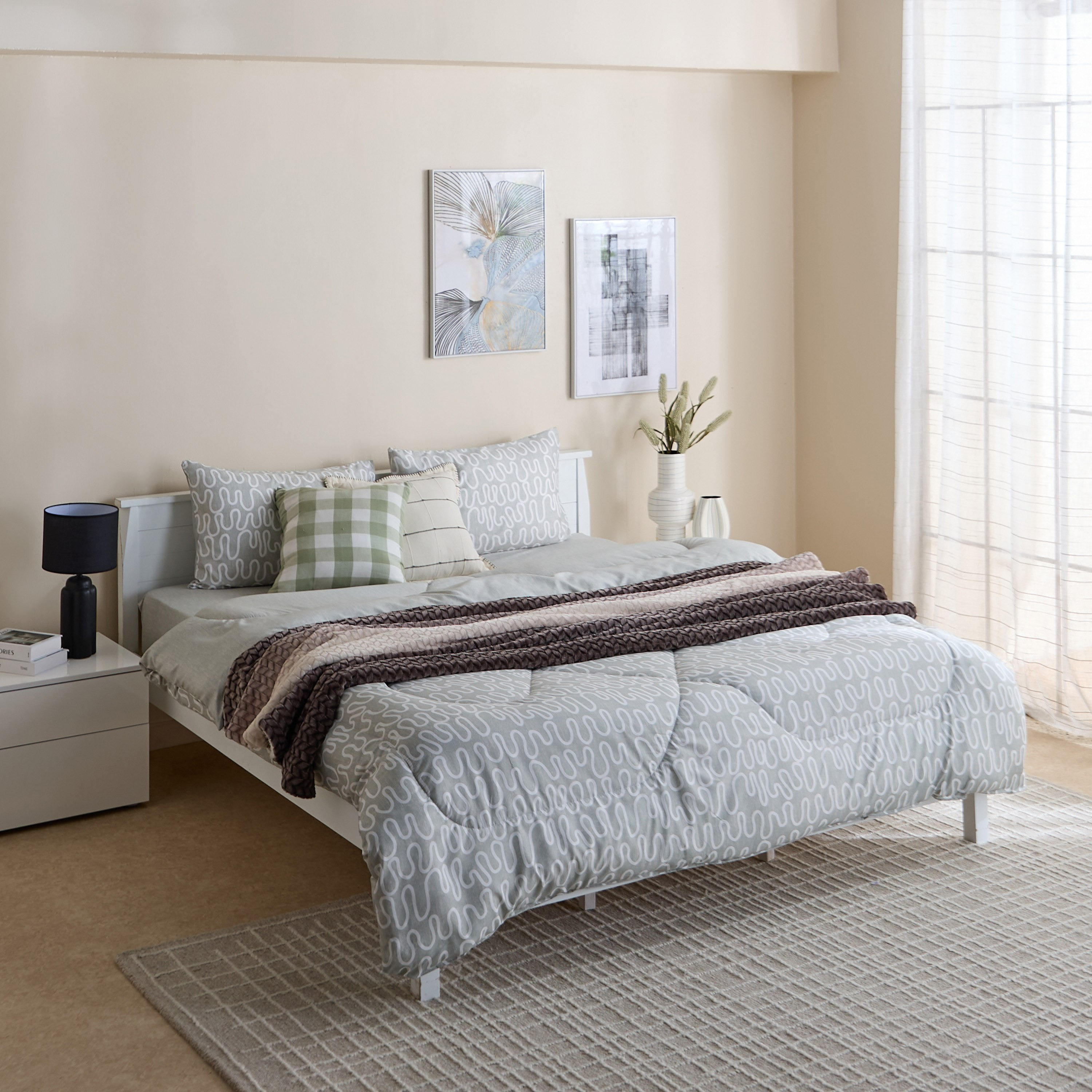 لحاف كينج من الألياف الدقيقة هالي من ماتركس - 220x240 سم-hbxhomeware-hbxbedroom-image-5