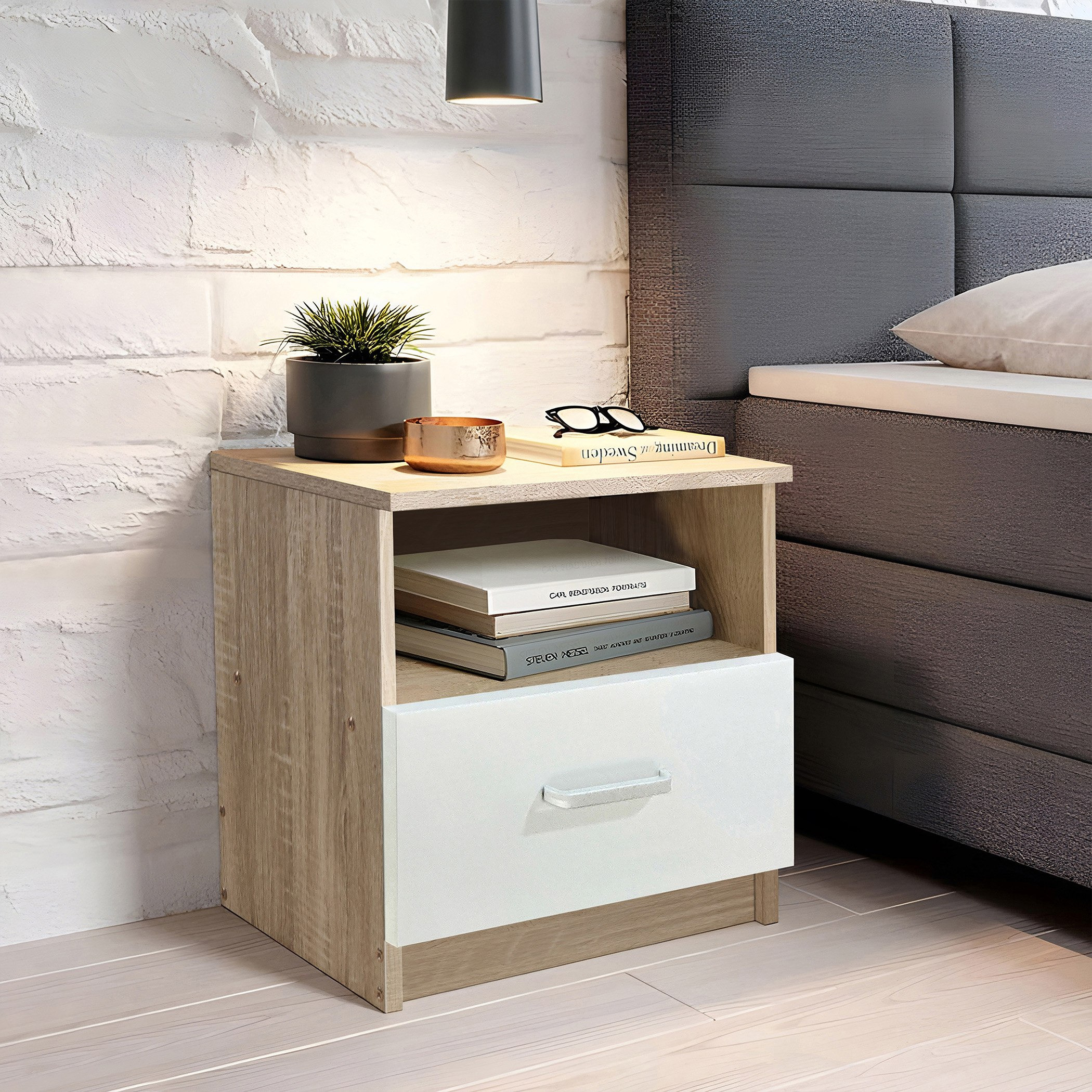 طاولة سرير جانبية بدرج ومساحة تخزين ورف مفتوح من موڤو كودا-hbxfurniture-bedroom-nightstands-image-1