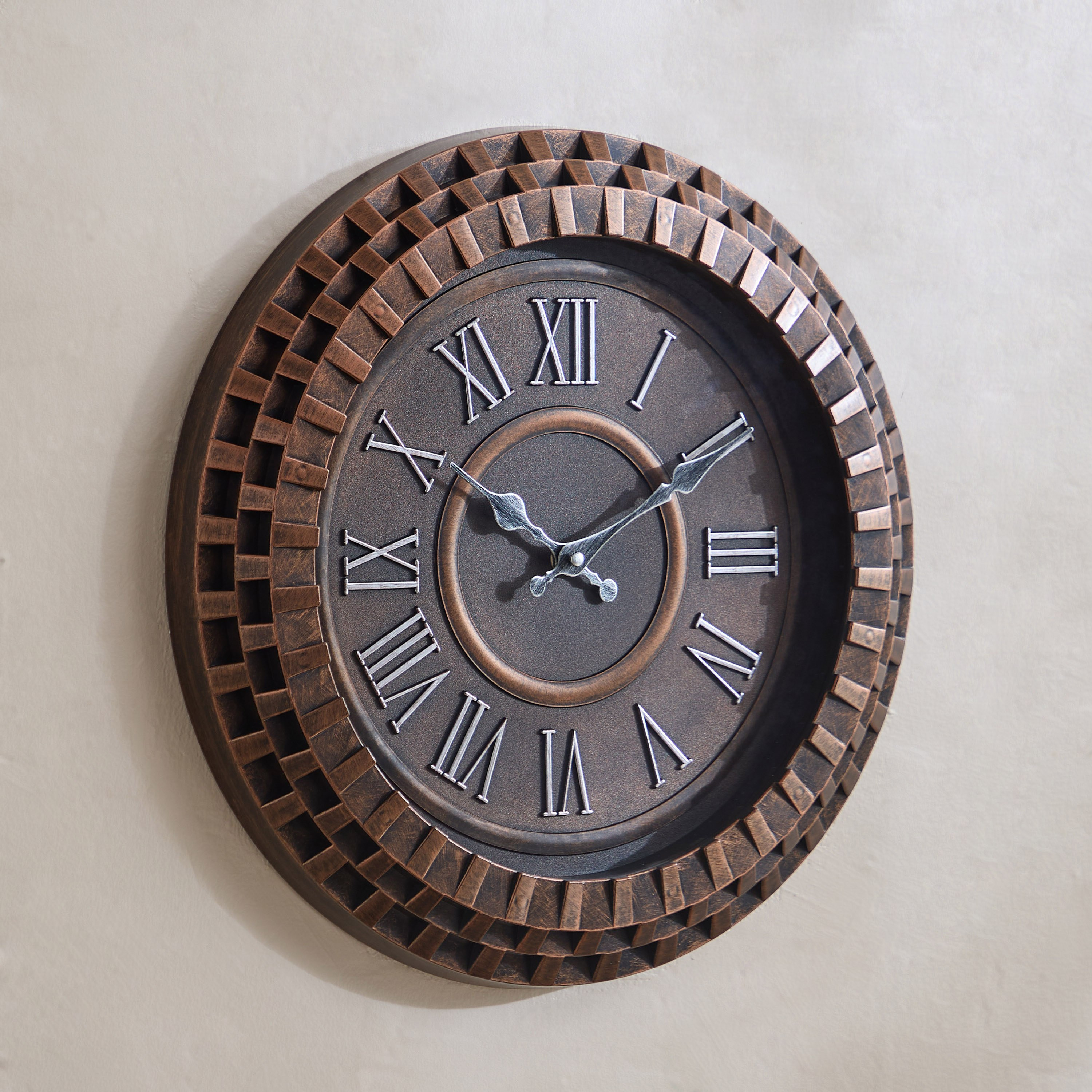 ساعة مضلعة جلوري من ساراتوجا - 40.6x6x4.8 سم-hbxhomeware-hbxdecorandfurnishings-image-1