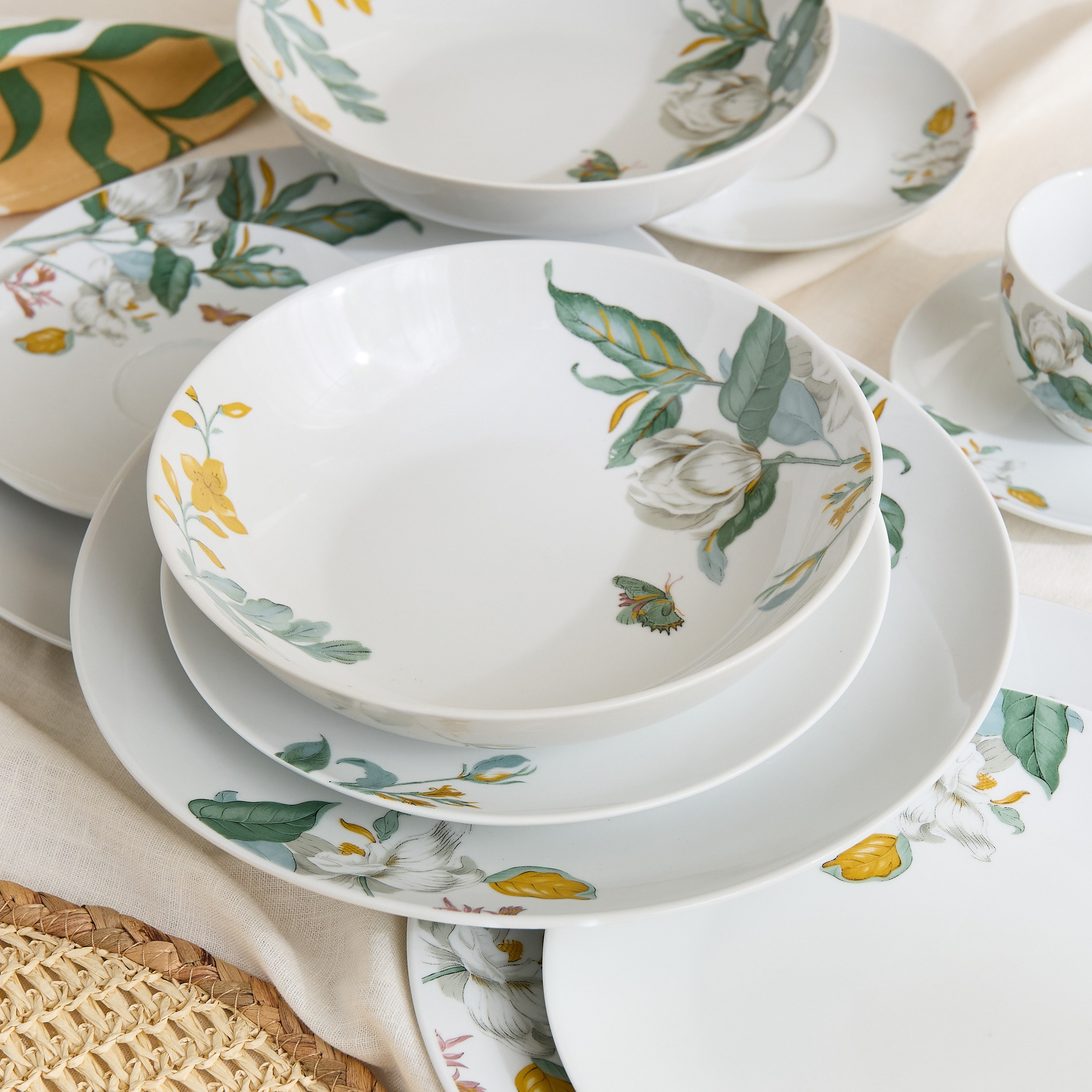 Atlanta 20-Piece Porcelain Flower Dinner Set - Serves 4-hbxhomeware-hbxkitchen-image-3