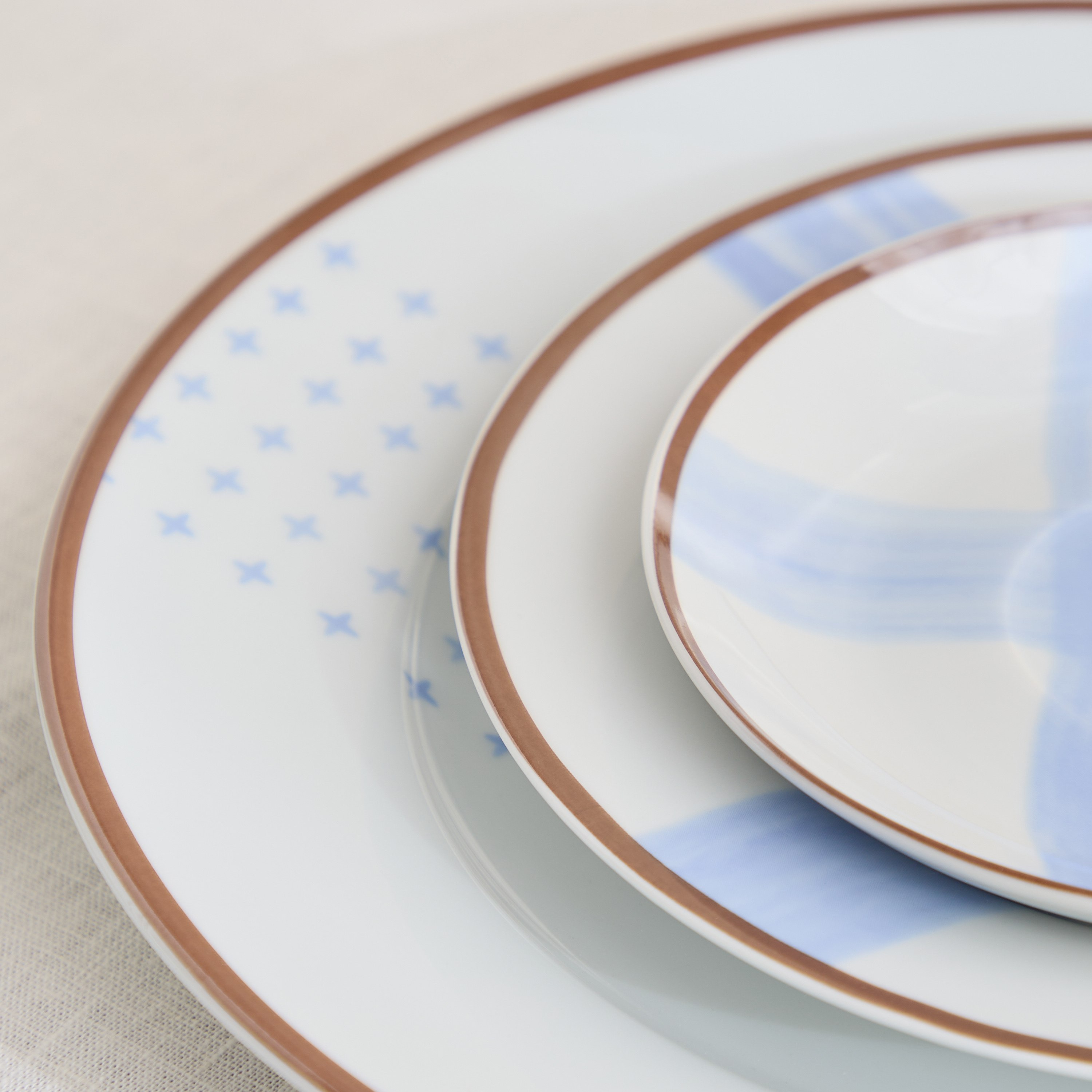 طقم عشاء ستار 22 قطعة من مانهاتن - لـ4 أفراد-hbxdiningroom-tabletop-dinnersets-image-5