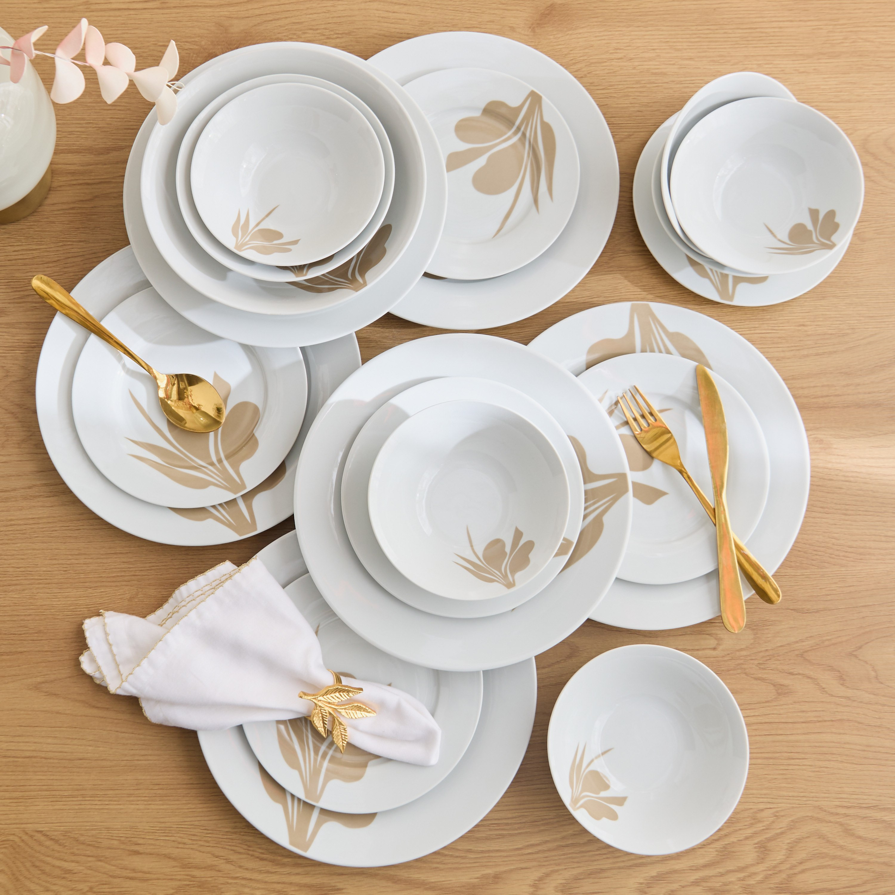 Bristol 20-Piece Porcelain Dinner Set - Serves 6-hbxdiningroom-tabletop-dinnersets-image-1