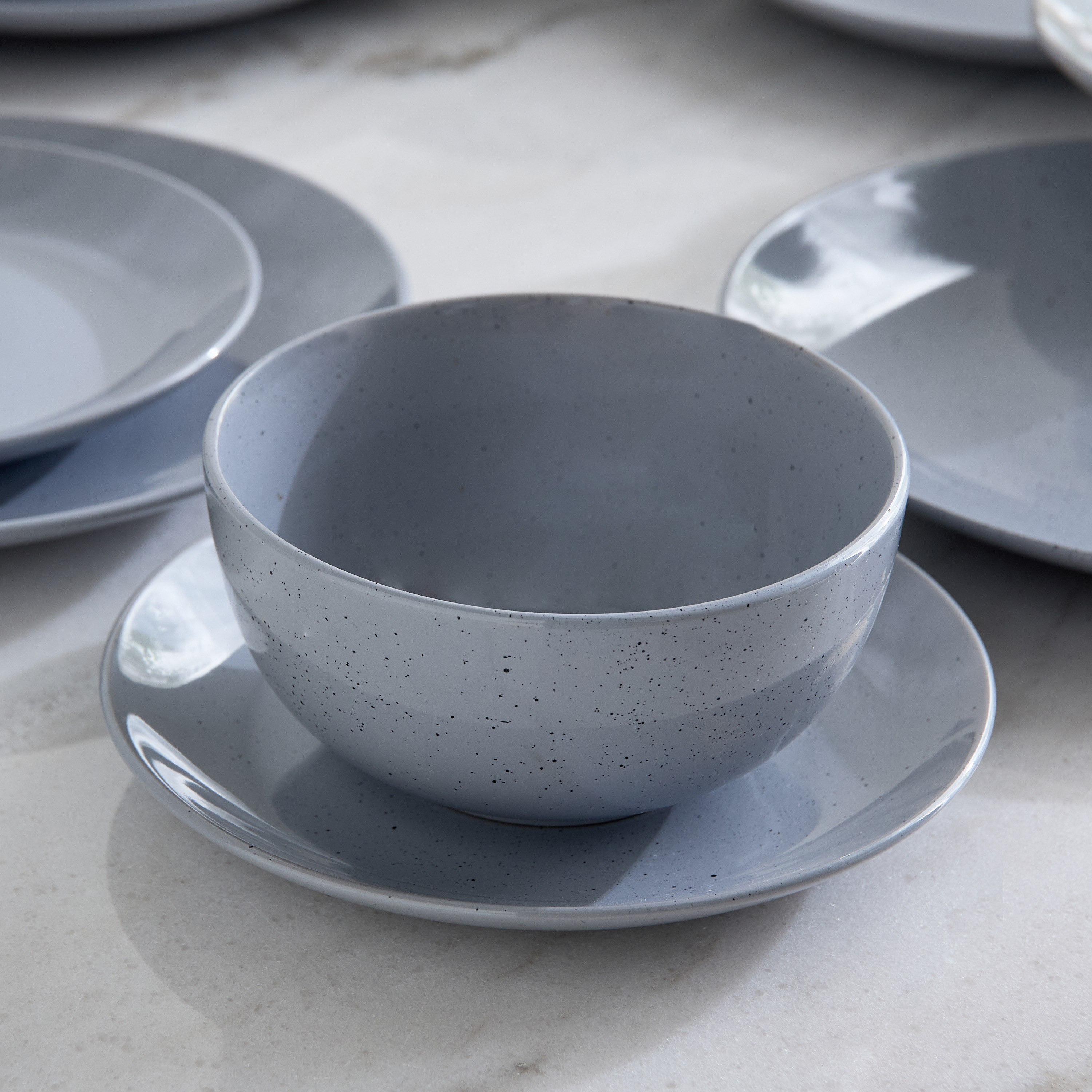 طقم عشاء لامع 12 قطعة من إليجانزا - لـ 4 أفراد-hbxdiningroom-tabletop-dinnersets-image-3
