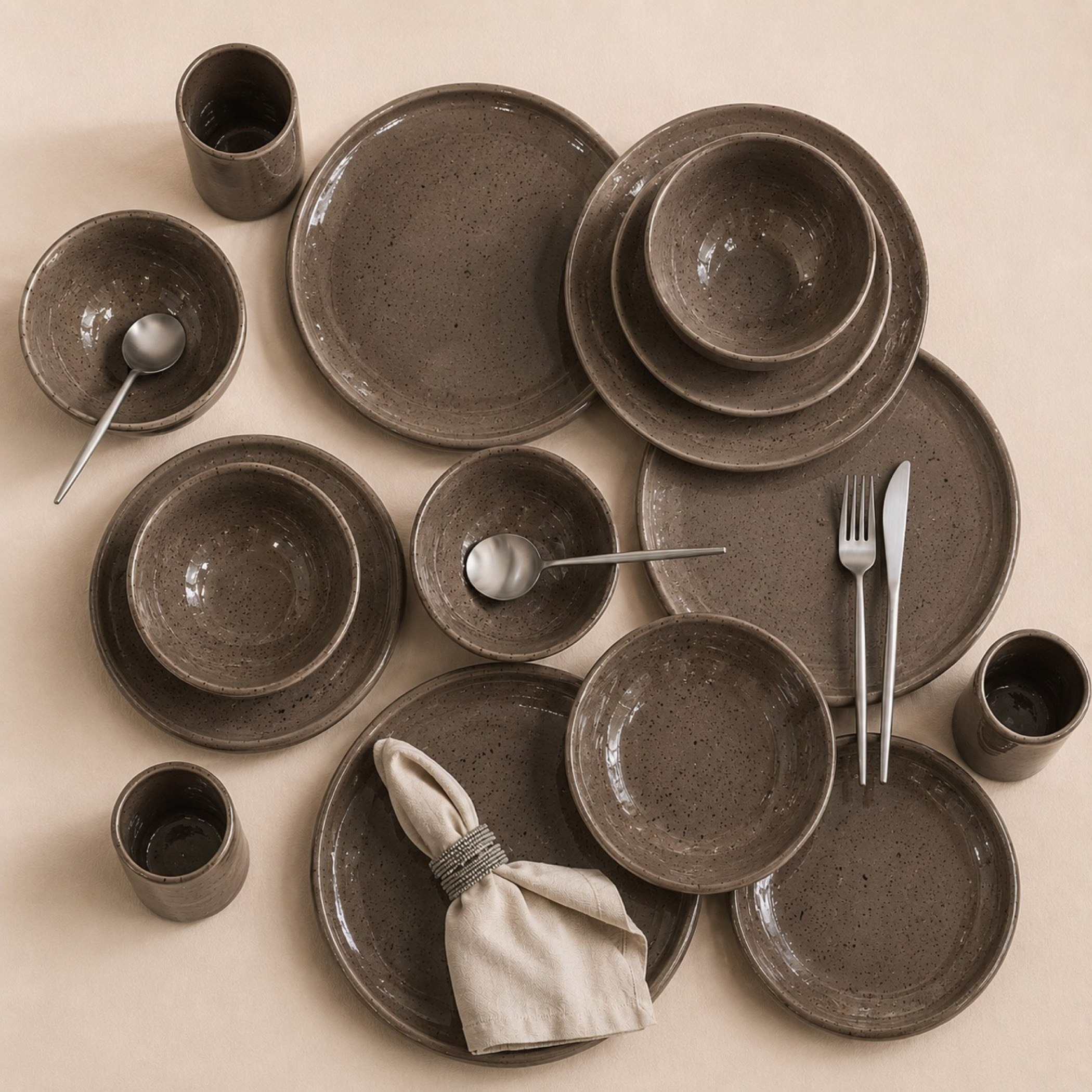Elegenza 16-Piece High Gloss Dinner Set - Serves 4-hbxdiningroom-tabletop-dinnersets-image-1