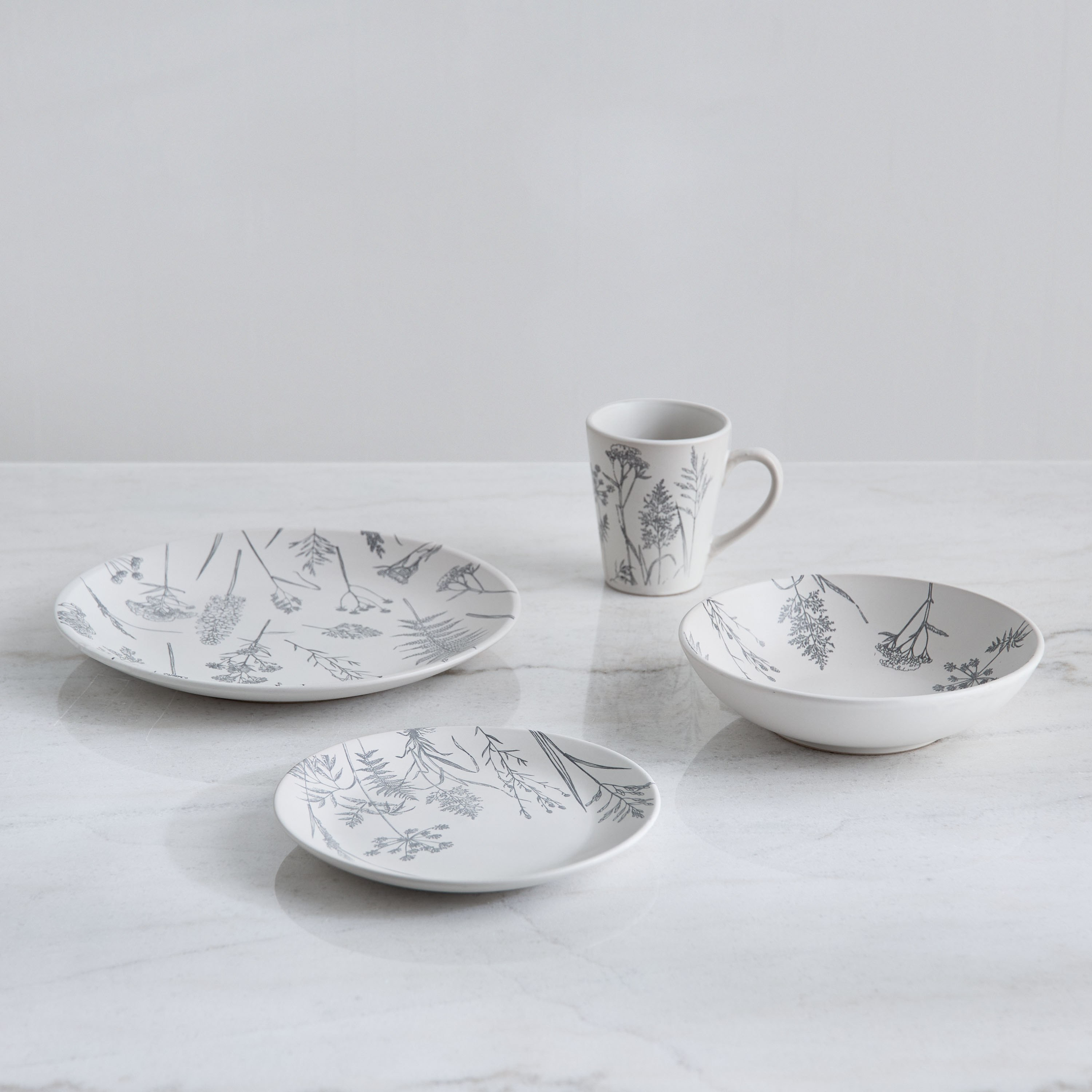 طقم عشاء 16 قطعة بطبعات من إليجانزا - لـ 4 أفراد-hbxdiningroom-tabletop-dinnersets-image-2