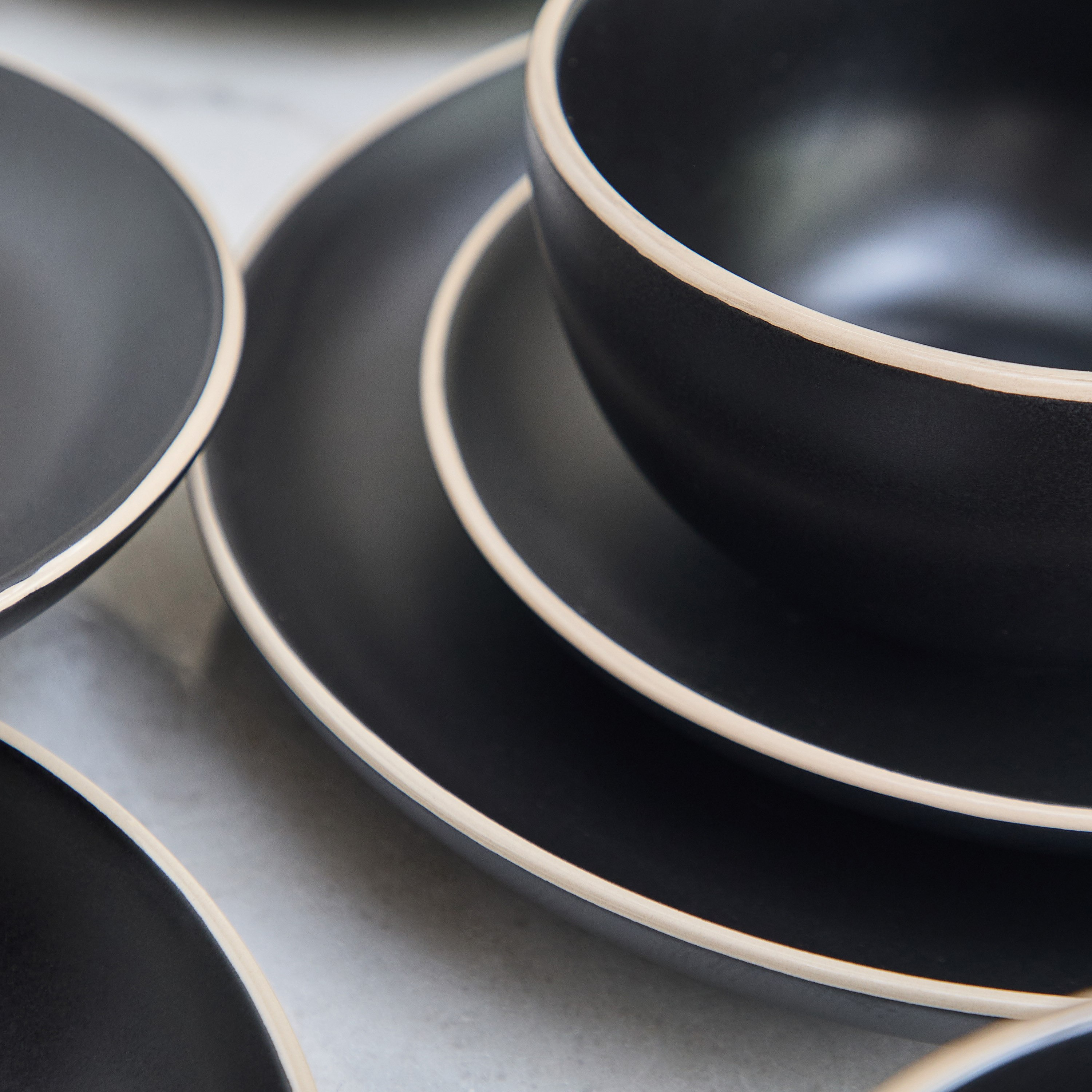 طقم عشاء 12 قطعة جليز من إليجانزا - لـ 4 أفراد-hbxdiningroom-tabletop-dinnersets-image-3