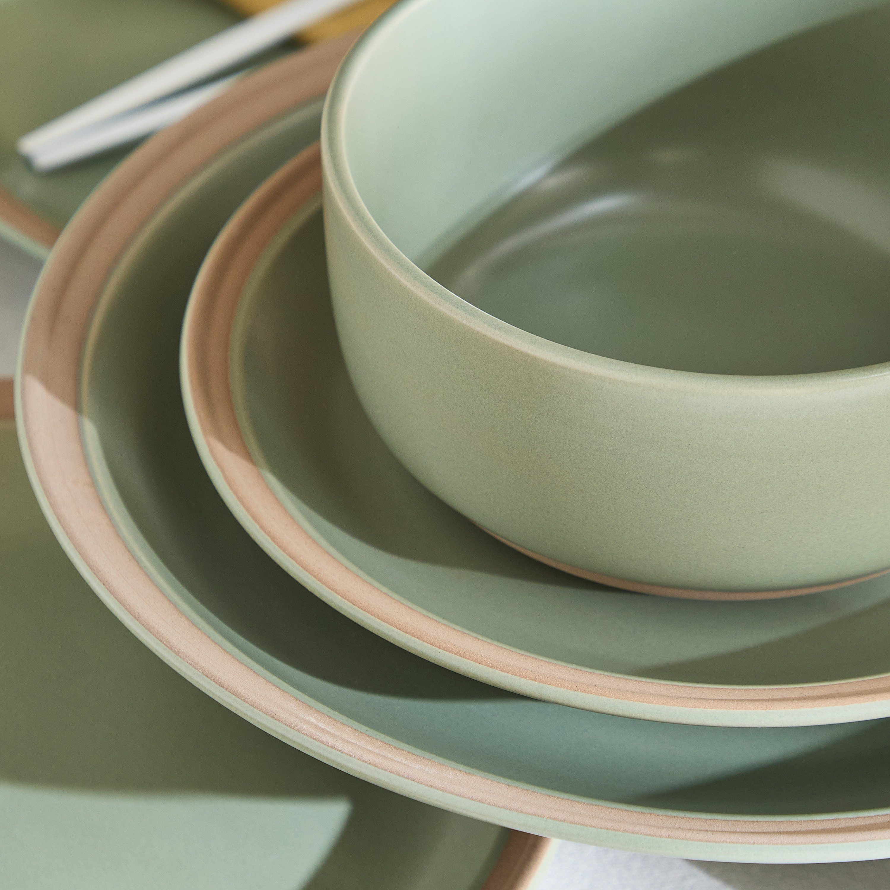 طقم أدوات سفرة 12 قطعة ليندن من إيليغانزا - يخدم 4-hbxdiningroom-tabletop-dinnersets-image-3
