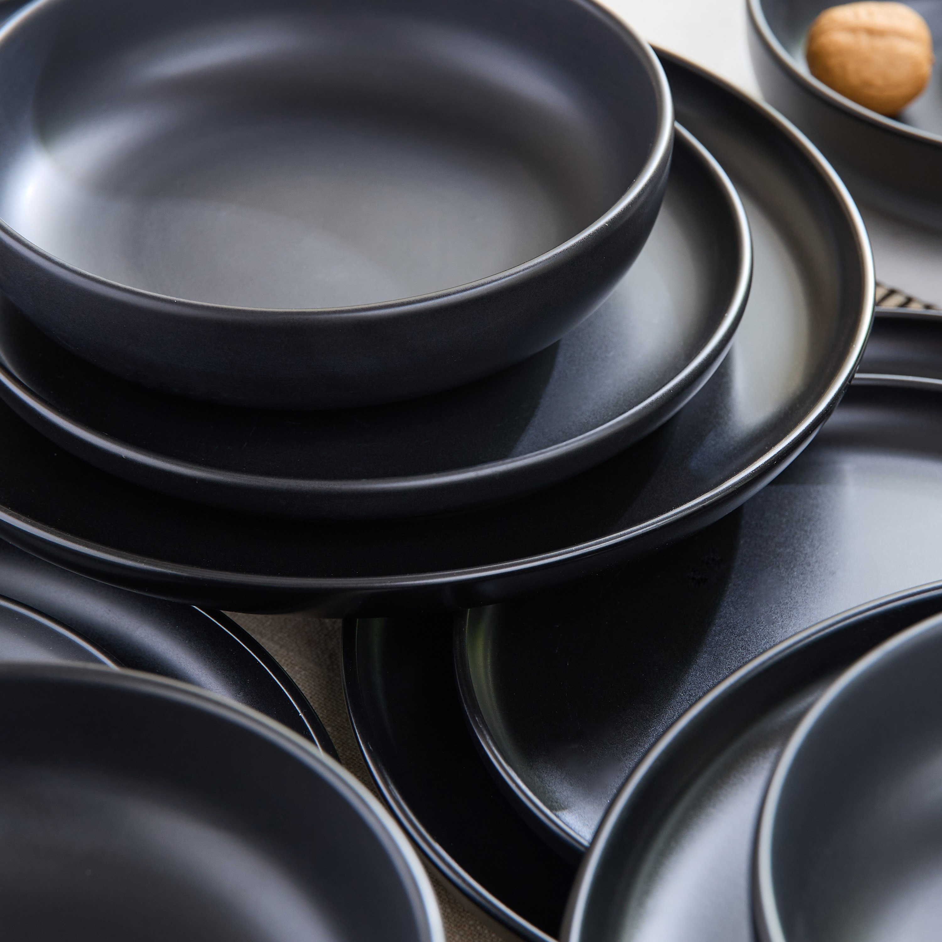 طقم أدوات سفرة 18 قطعة فينتج من إيليغانزا - يخدم 6-hbxdiningroom-tabletop-dinnersets-image-3