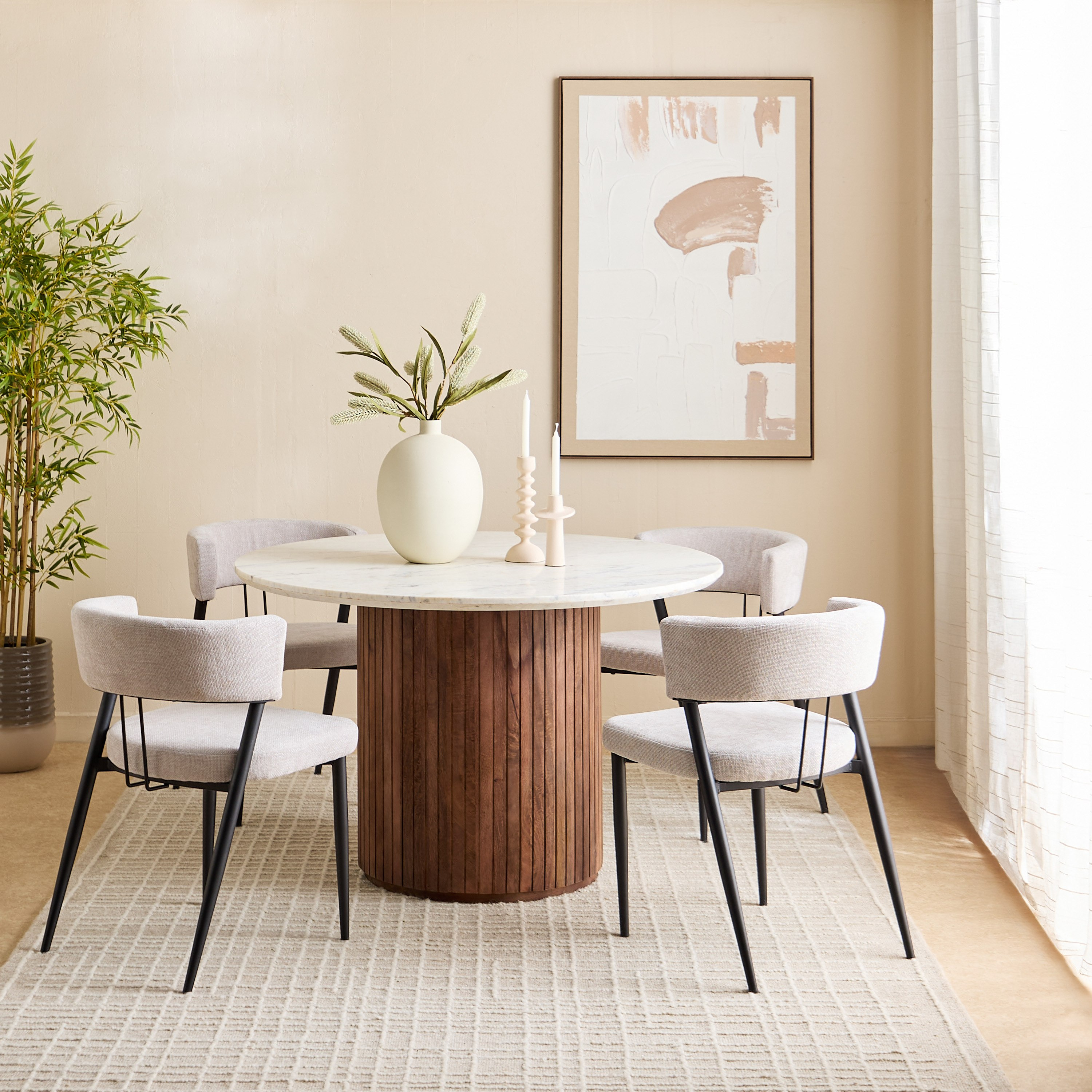 طاولة سفرة بسطح رخام أصلي مستدير لـ4 مقاعد مع قاعدة خشب صلبة من فلوتيد-hbxfurniture-diningtablesandsets-diningtables-fourseater-image-6
