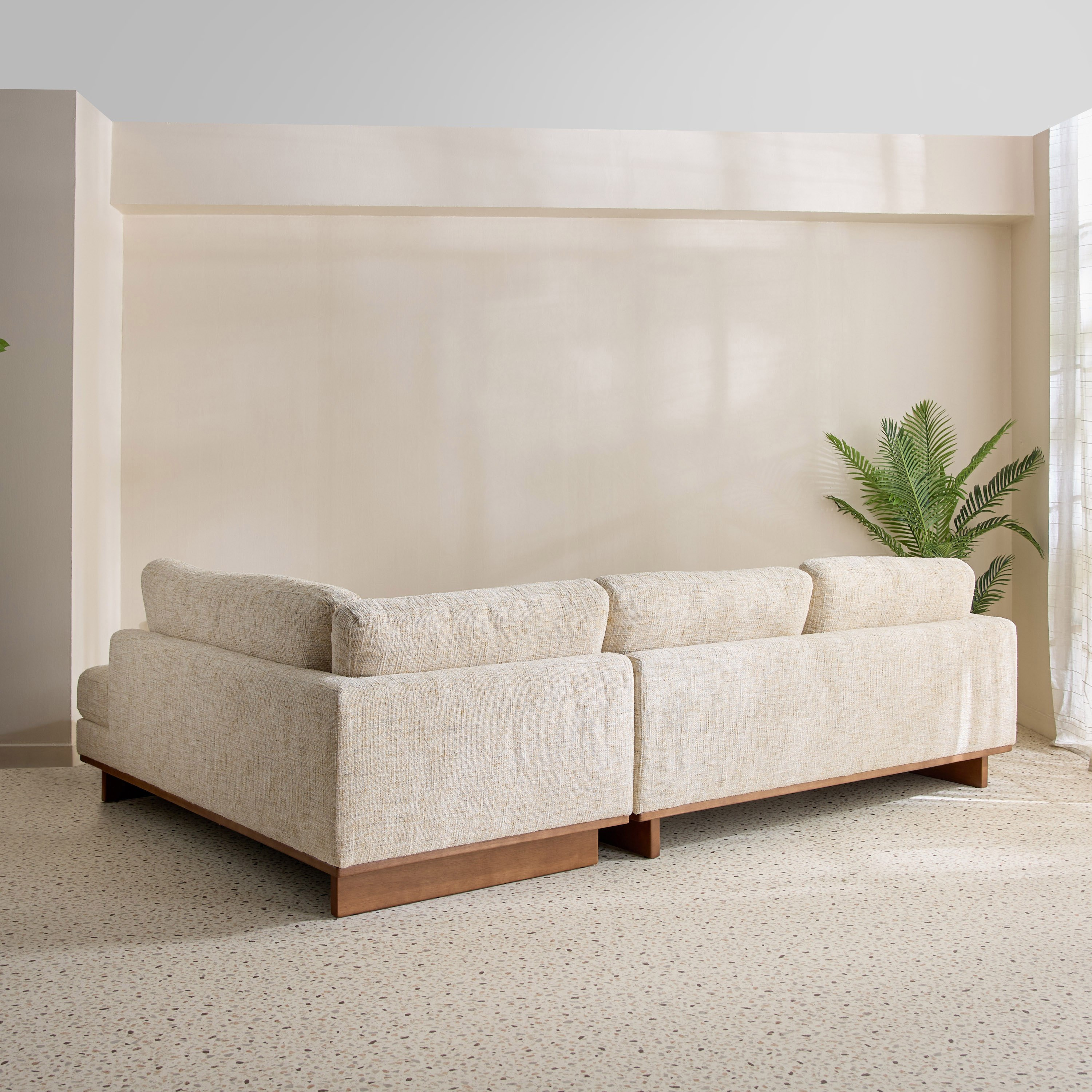 كنبة ركنية يمين قماش بـ5 مقاعد مع وسادتين من مونزا-hbxlivingroom-sofasandarmchairs-cornersofas-image-3
