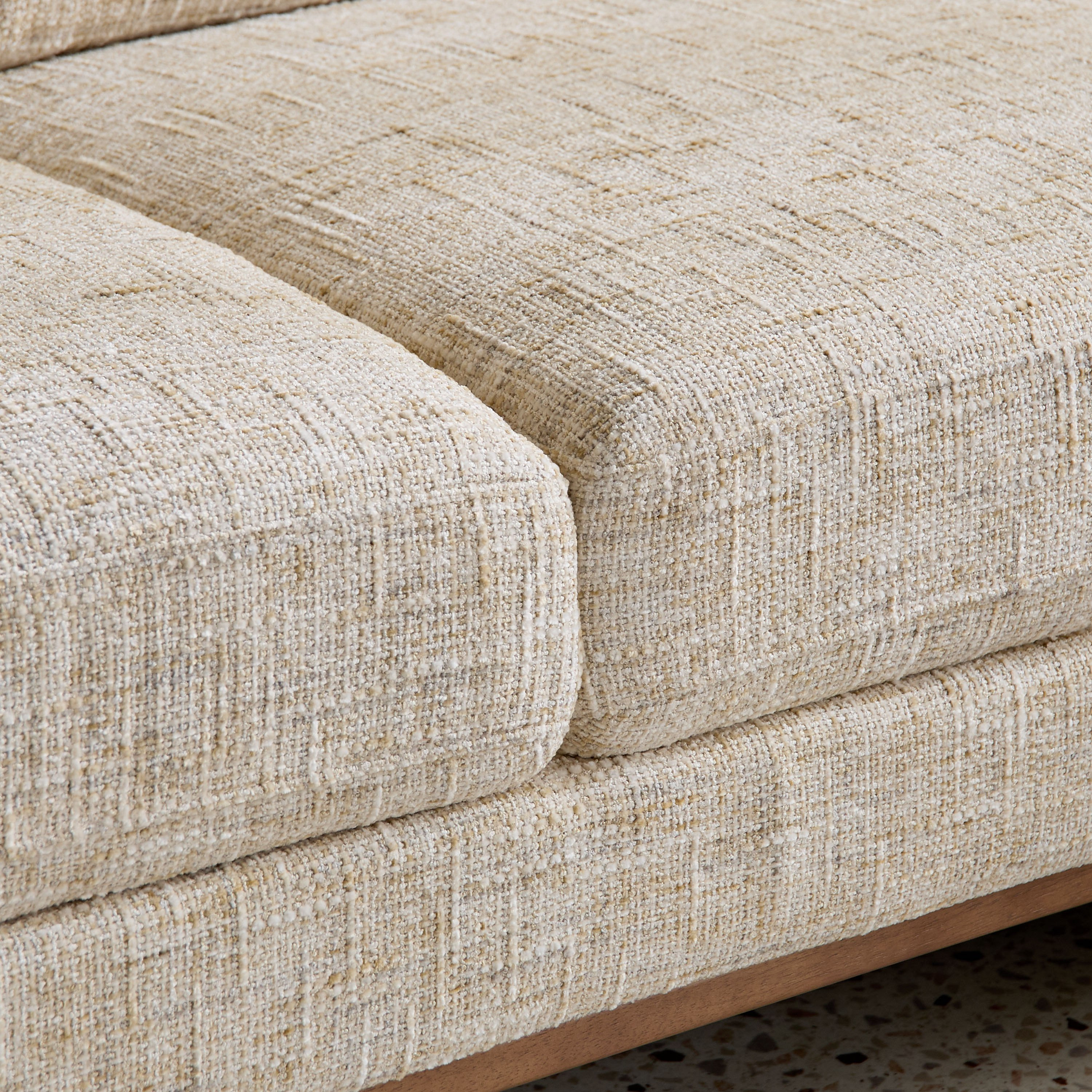 كنبة ركنية يمين قماش بـ5 مقاعد مع وسادتين من مونزا-hbxlivingroom-sofasandarmchairs-cornersofas-image-6