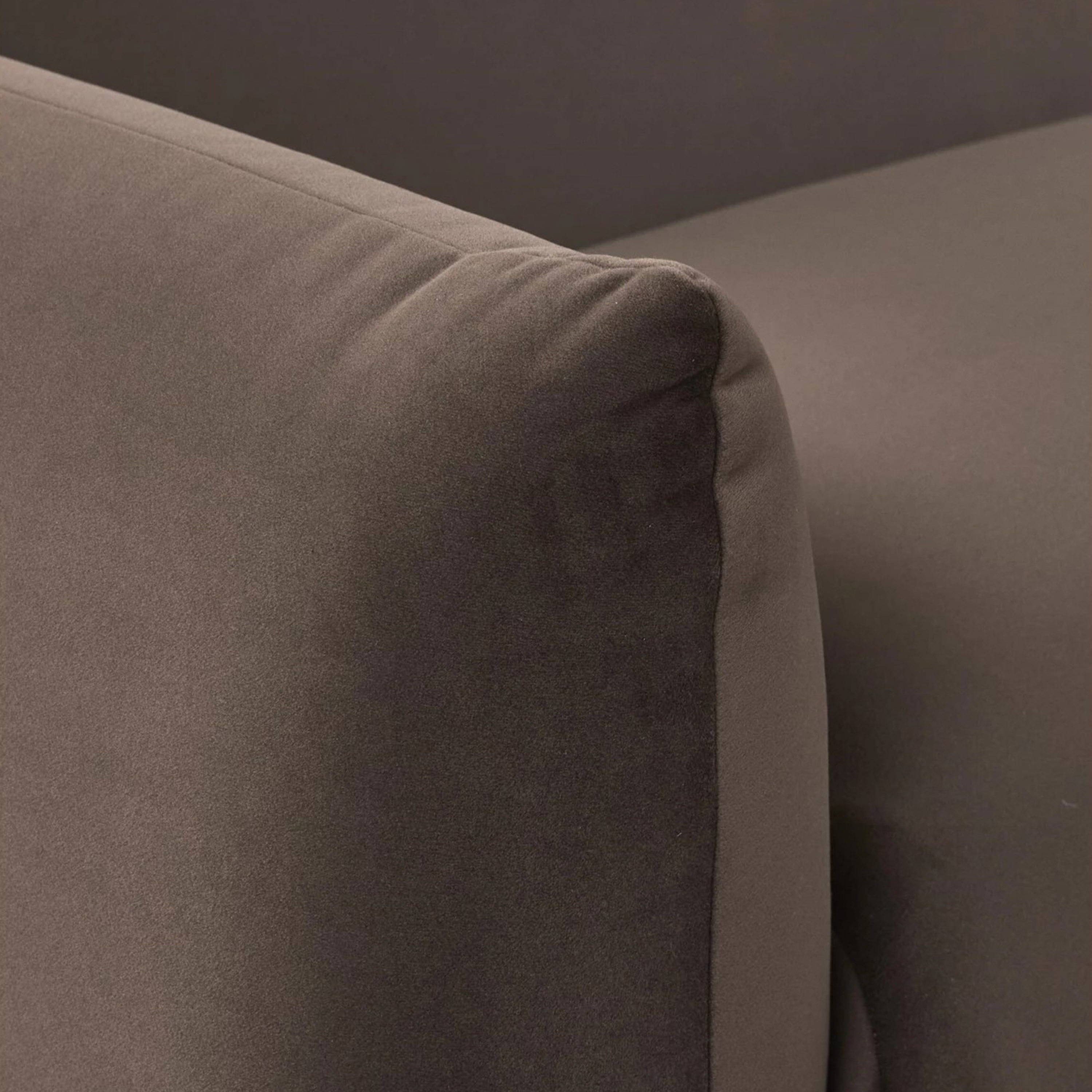 كنبة قماشية 3 مقاعد من ليفورنو-hbxlivingroom-sofasandarmchairs-sofas-image-5