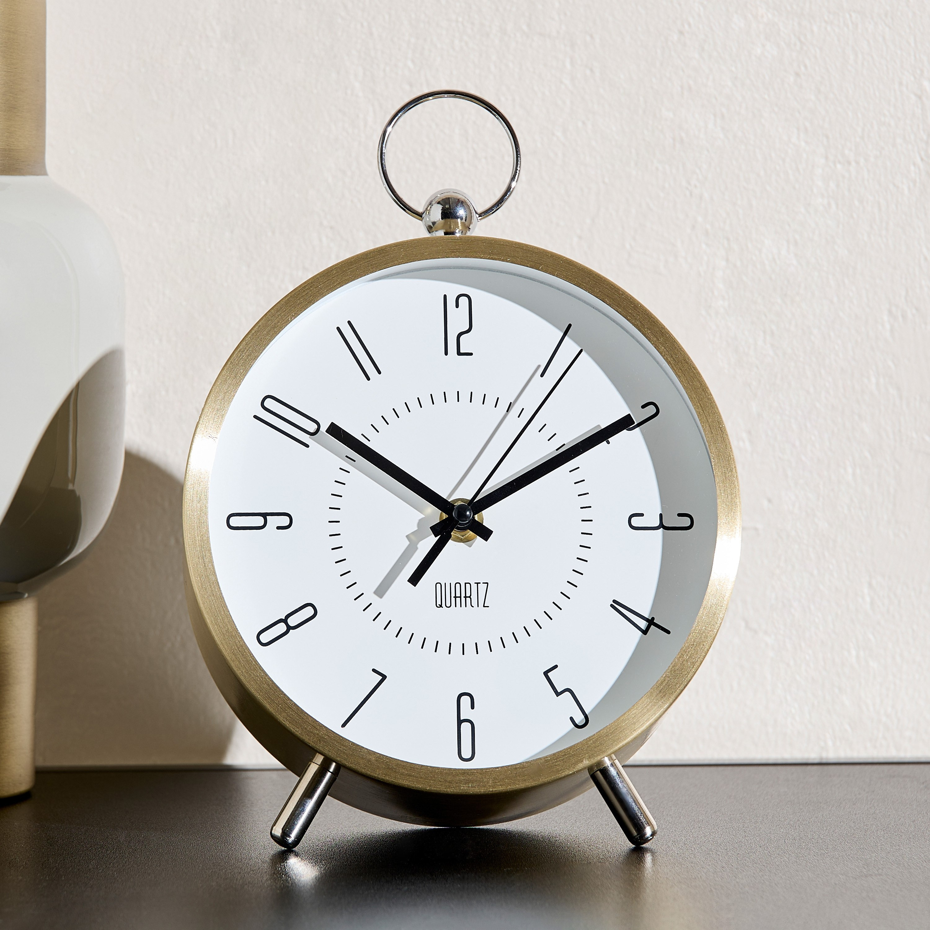 ساعة طاولة مع منبه ويلا من ساراتوجا - 17.5x6.9x24.8 سم-hbxhomeware-hbxdecorandfurnishings-image-1