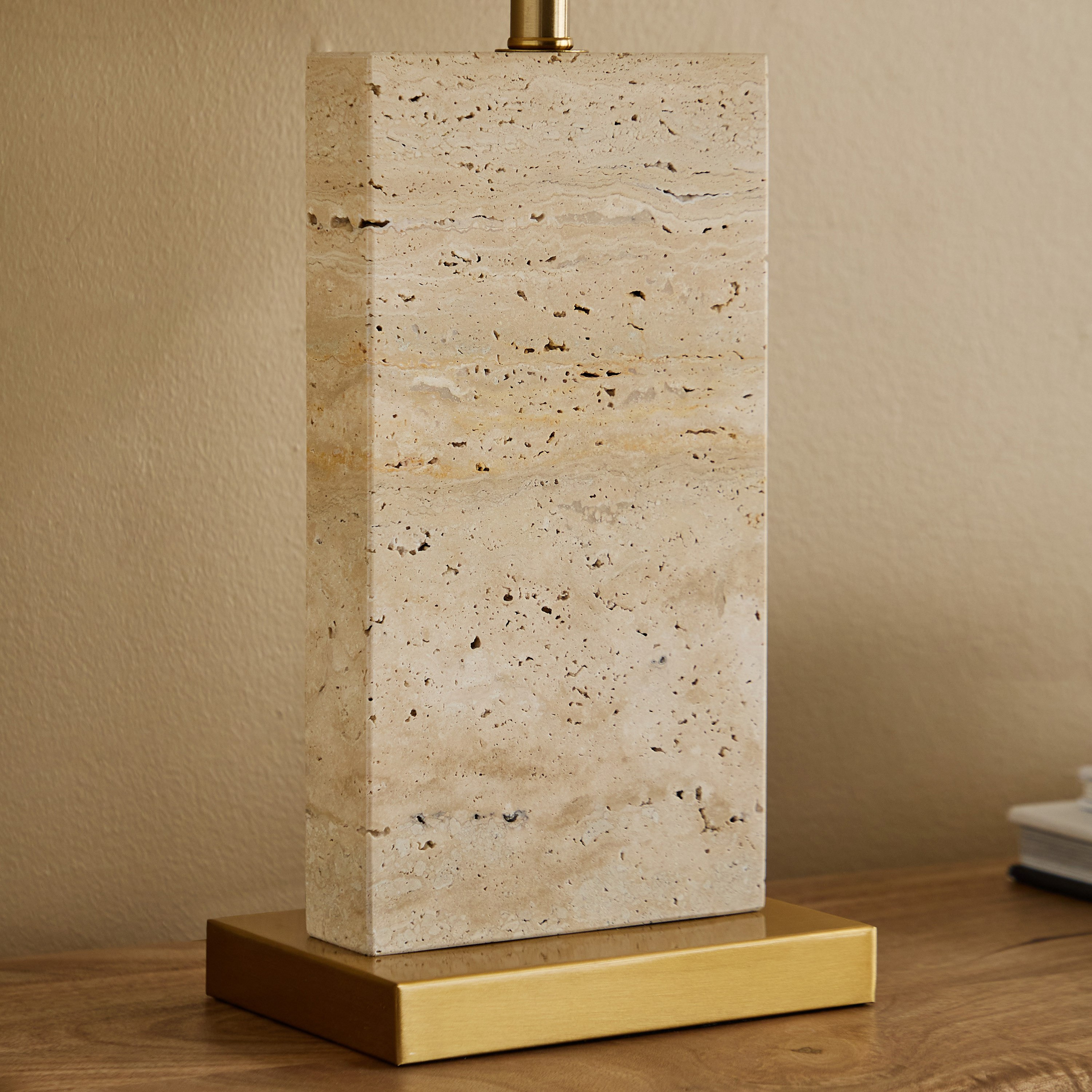 مصباح طاولة ترافرتين ومعدن بغطاء كتّان من رولينز كاسكي -17×33×57 سم-PROMO_HB_AE_B1G1_250925-image-3