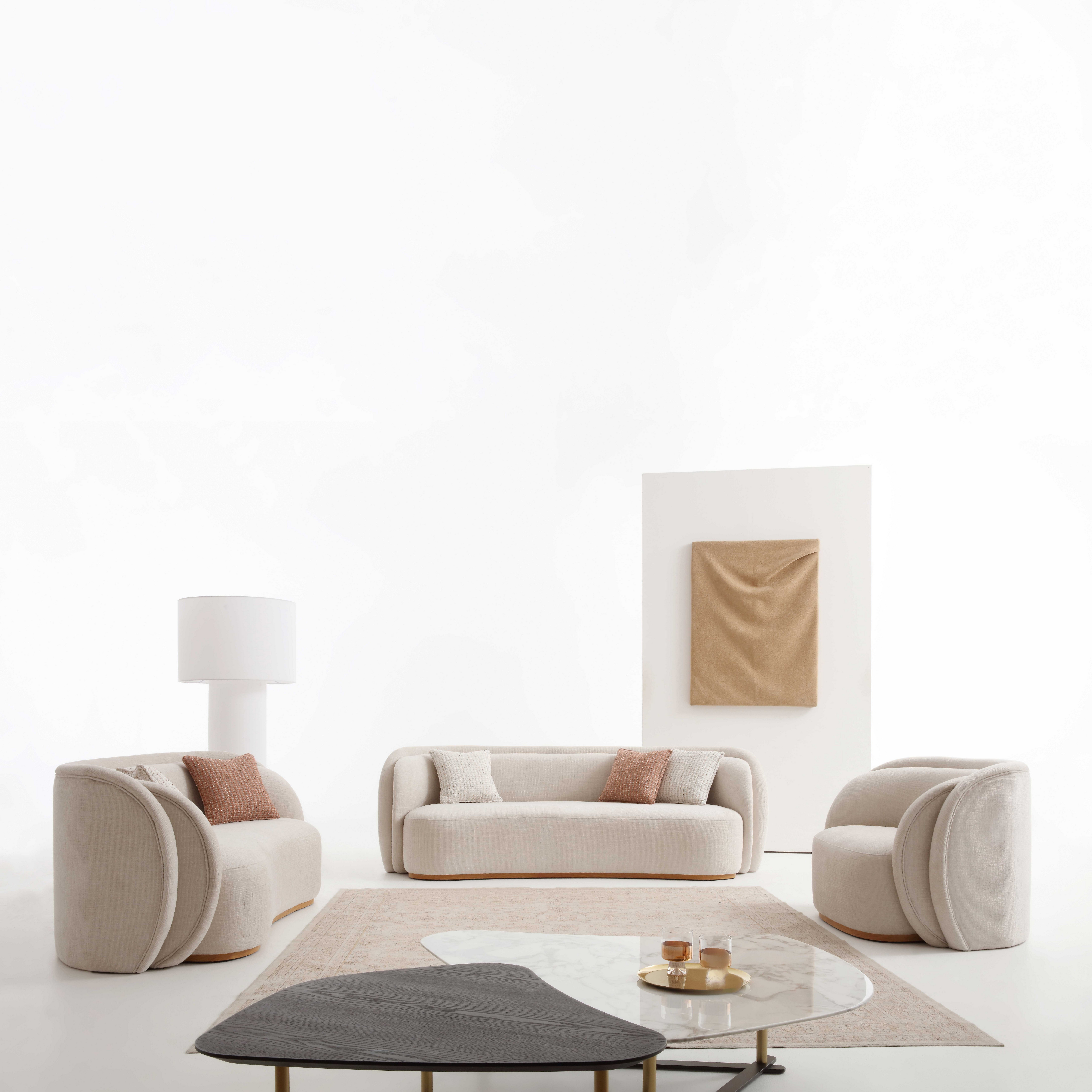كنبة قماش كبيرة بثلاثة مقاعد مع ثلاث وسائد من أدانا-hbxlivingroom-sofasandarmchairs-sofas-image-8