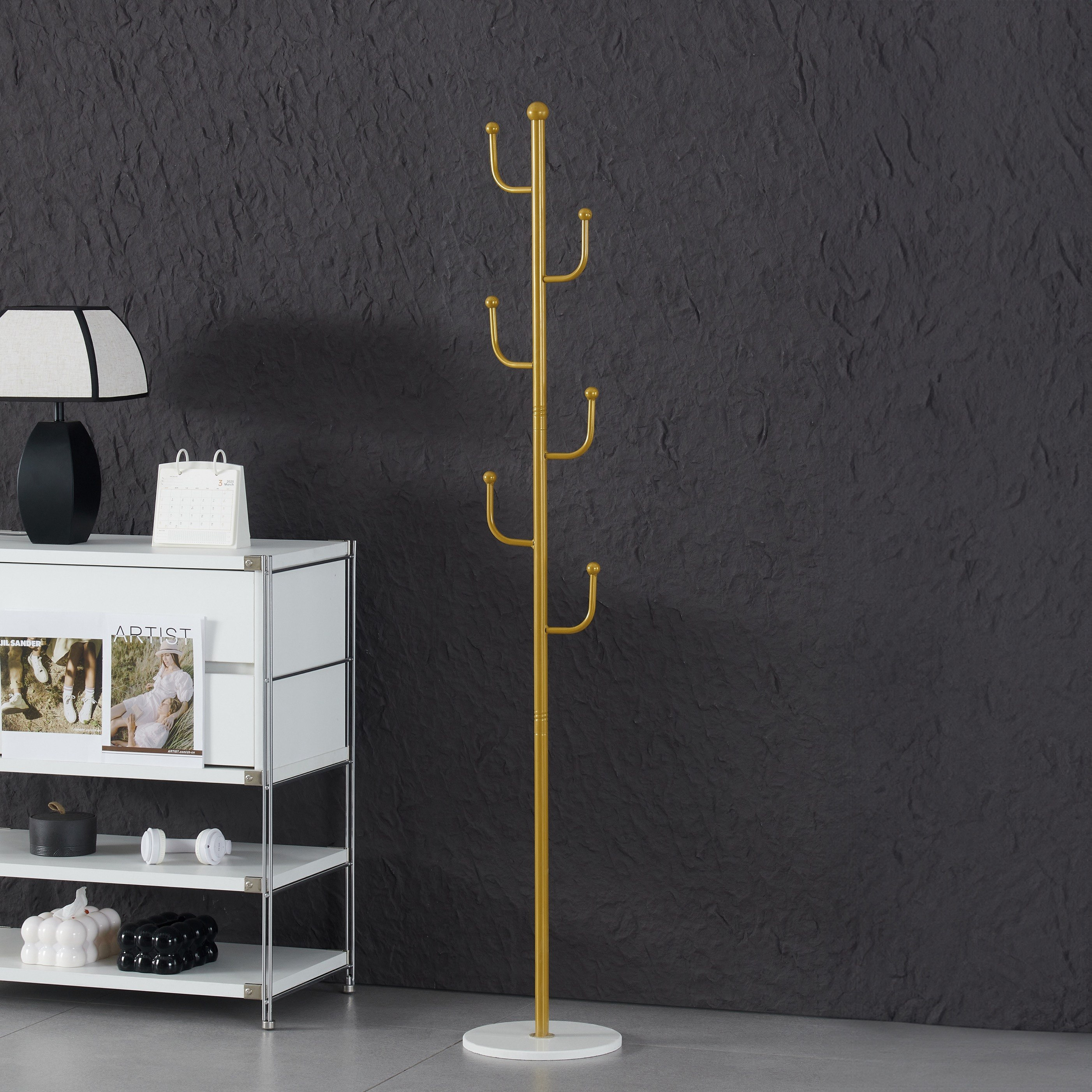 شماعة طويلة بقاعدة من الرخام الطبيعي من ليون-hbxhomeware-bathandlaundry-clothesdryingracks-image-1