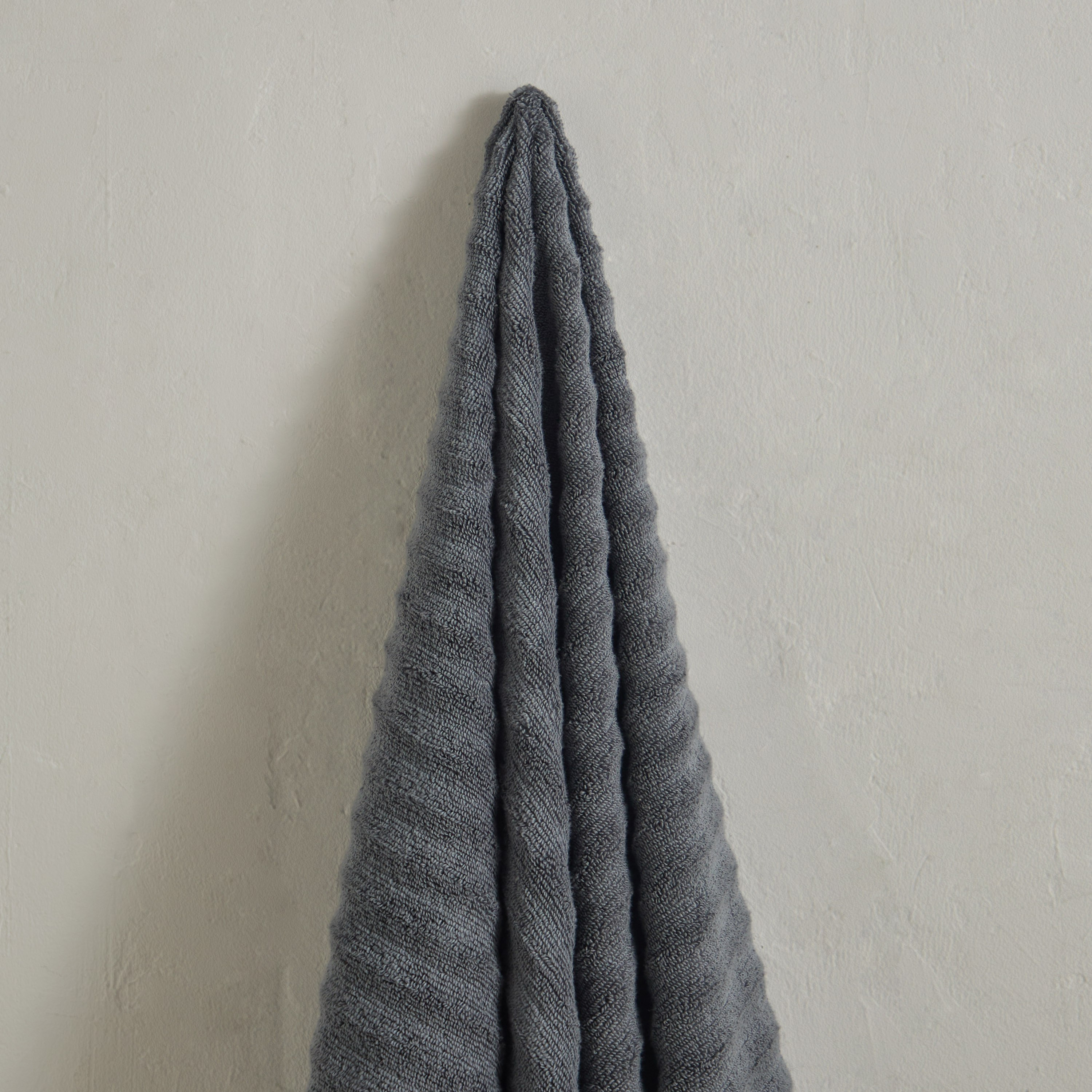 منشفة حمام من أكسيس - 76x133 سم-hbxbathroom-bathroomtextiles-image-2