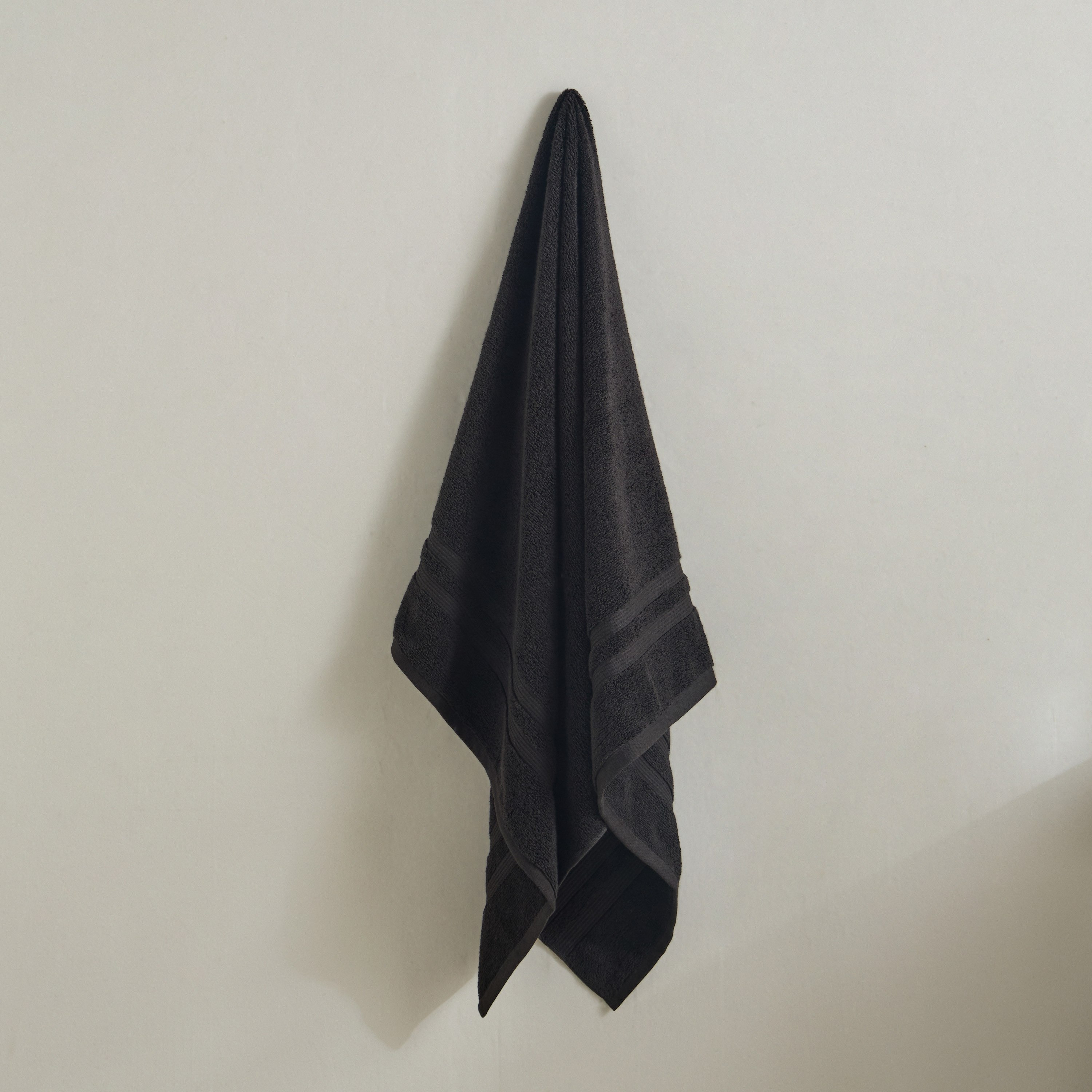 منشفة حمام من أكسيس - 76x133 سم-hbxbathroom-bathroomtextiles-image-1