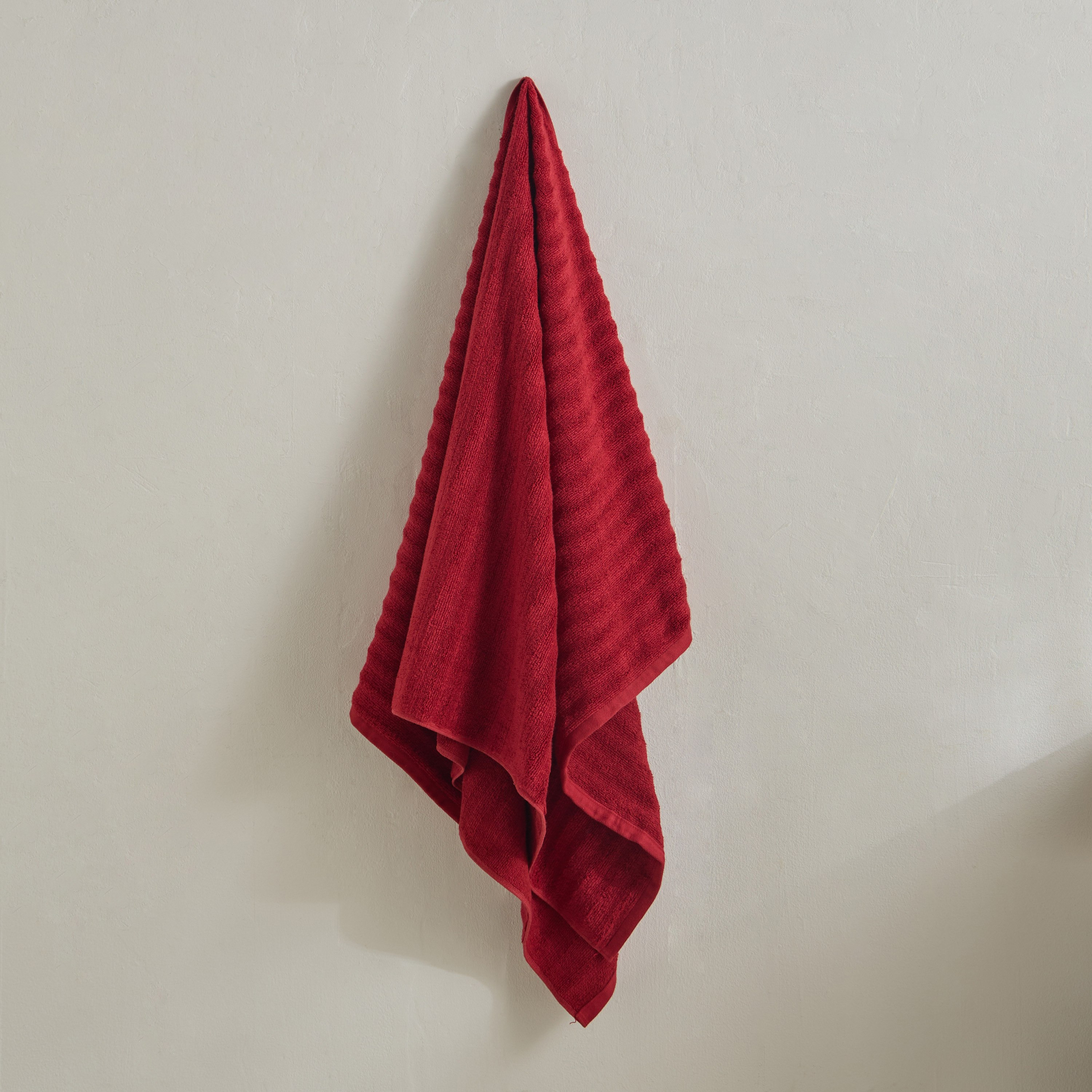 Axis Bath Towel - 76x133 cms-hbxbathroom-bathroomtextiles-image-1