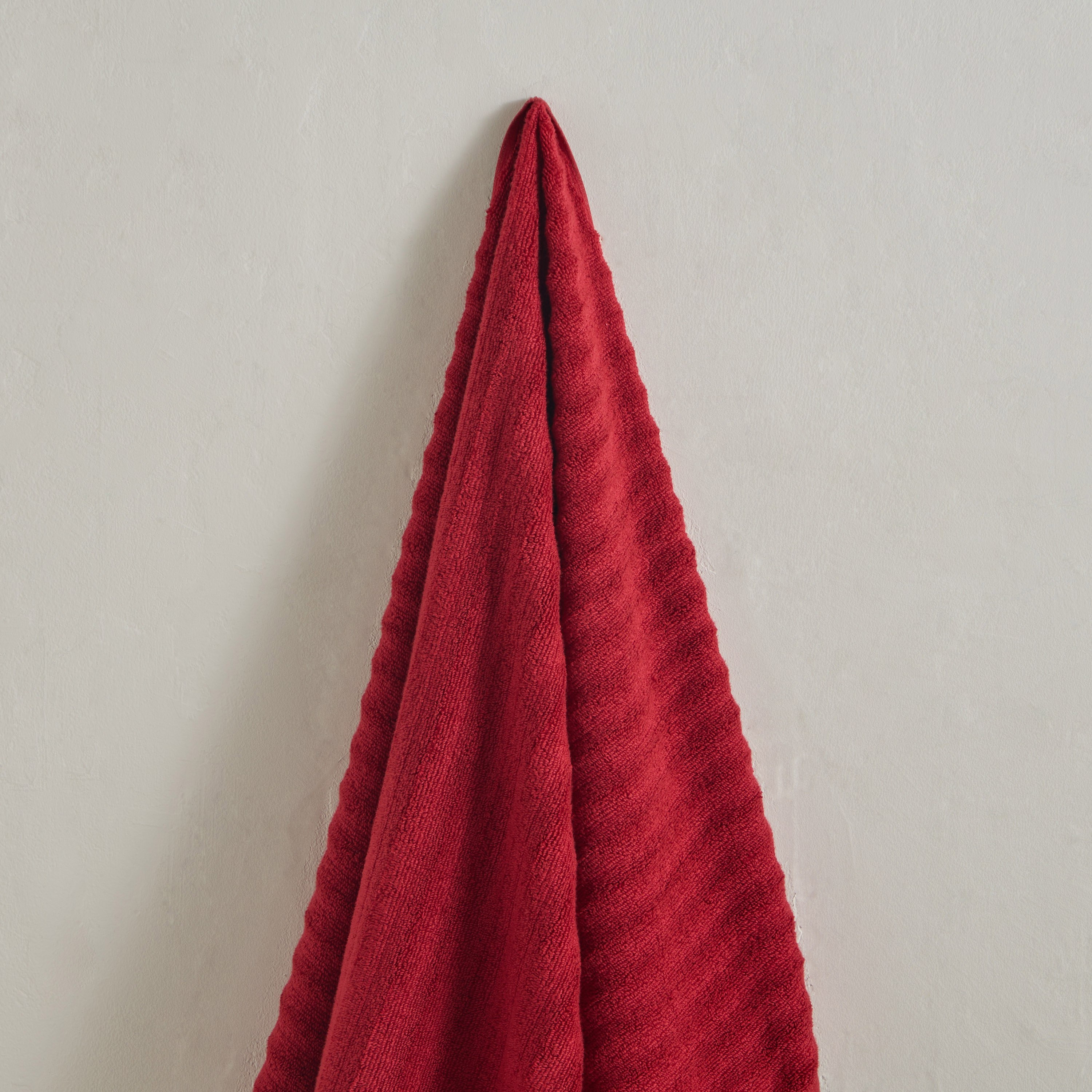 Axis Bath Towel - 76x133 cms-hbxbathroom-bathroomtextiles-image-2