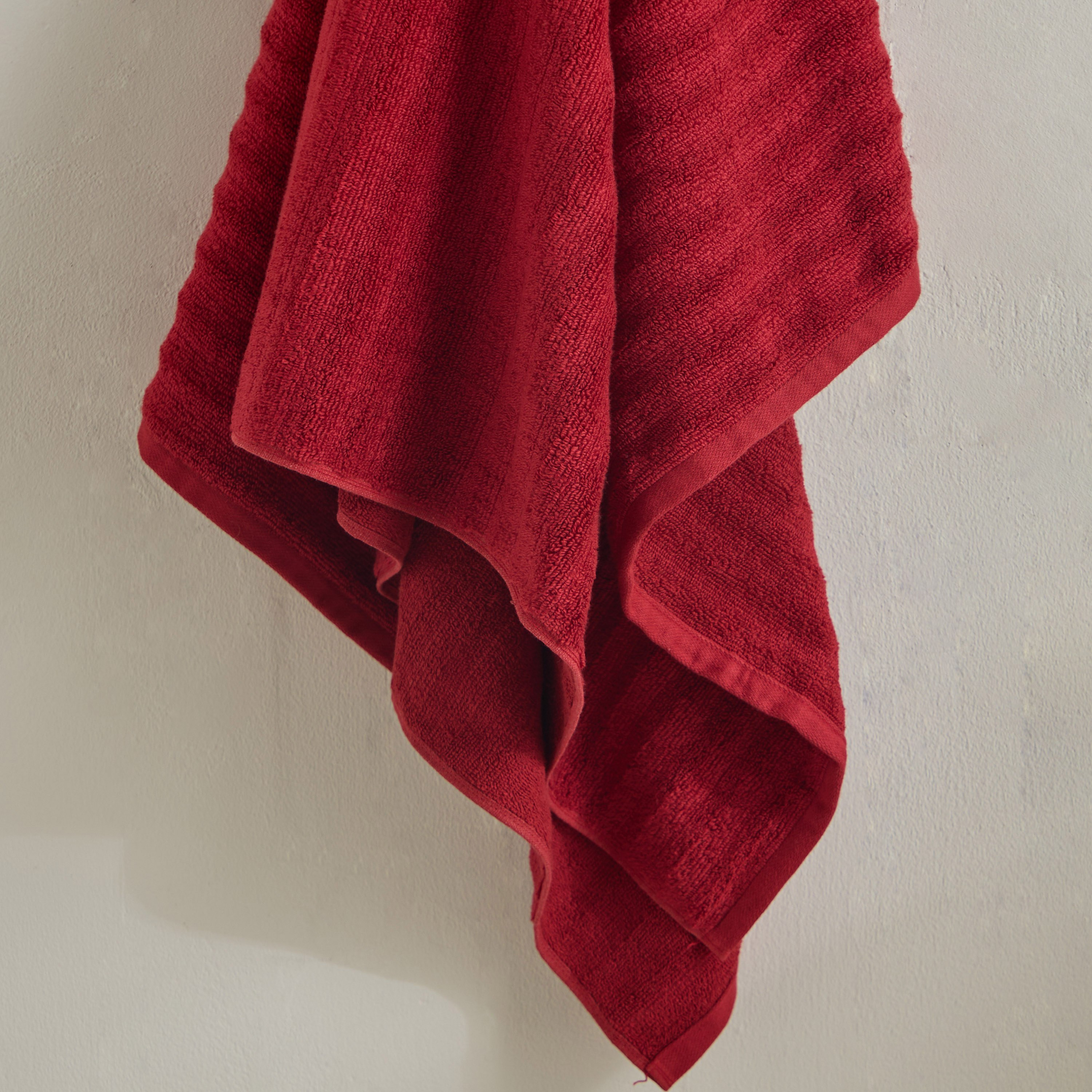 Axis Bath Towel - 76x133 cms-hbxbathroom-bathroomtextiles-image-3