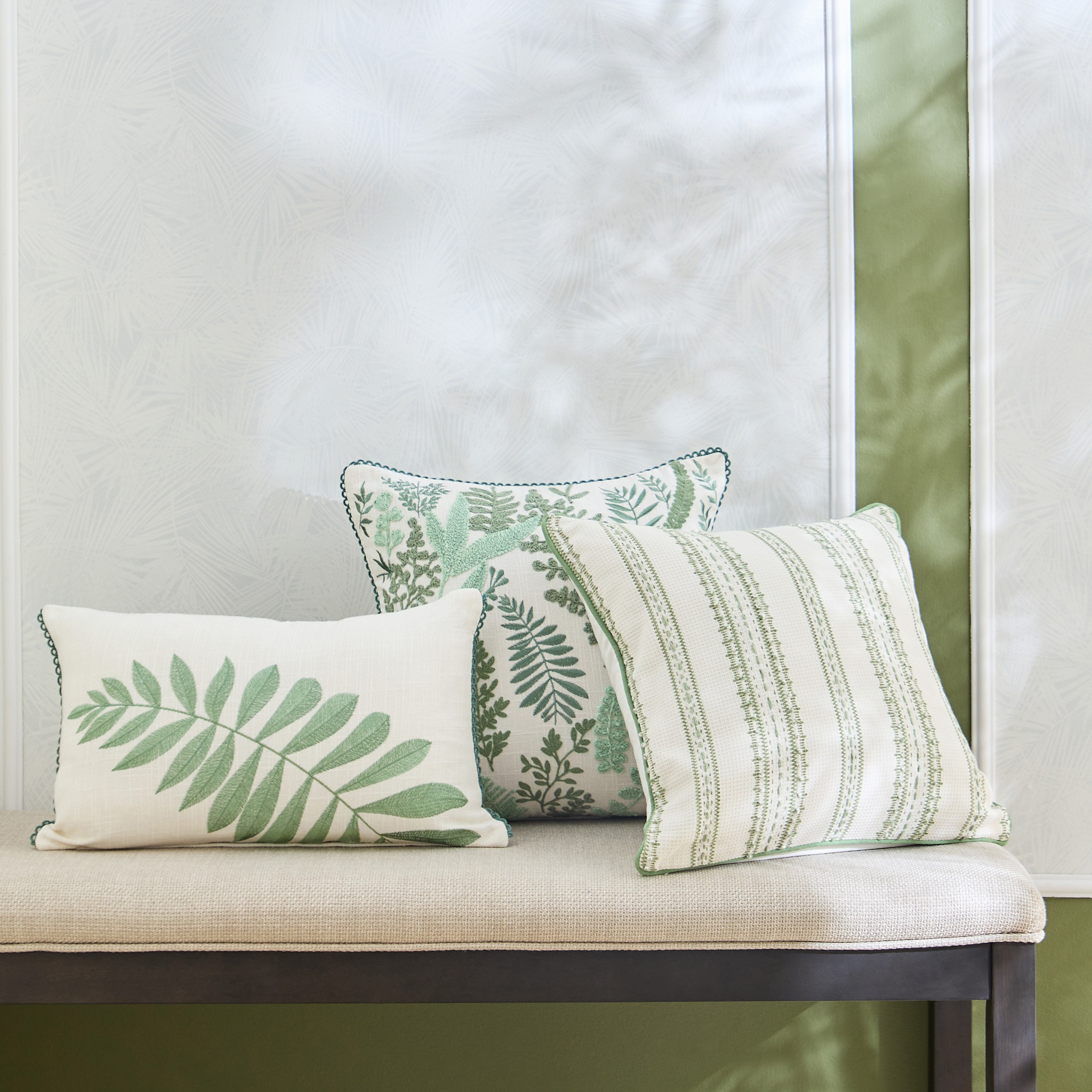 وسادة مخططة وان من فيرنورا-hbxhomeware-hbxbedroom-image-4